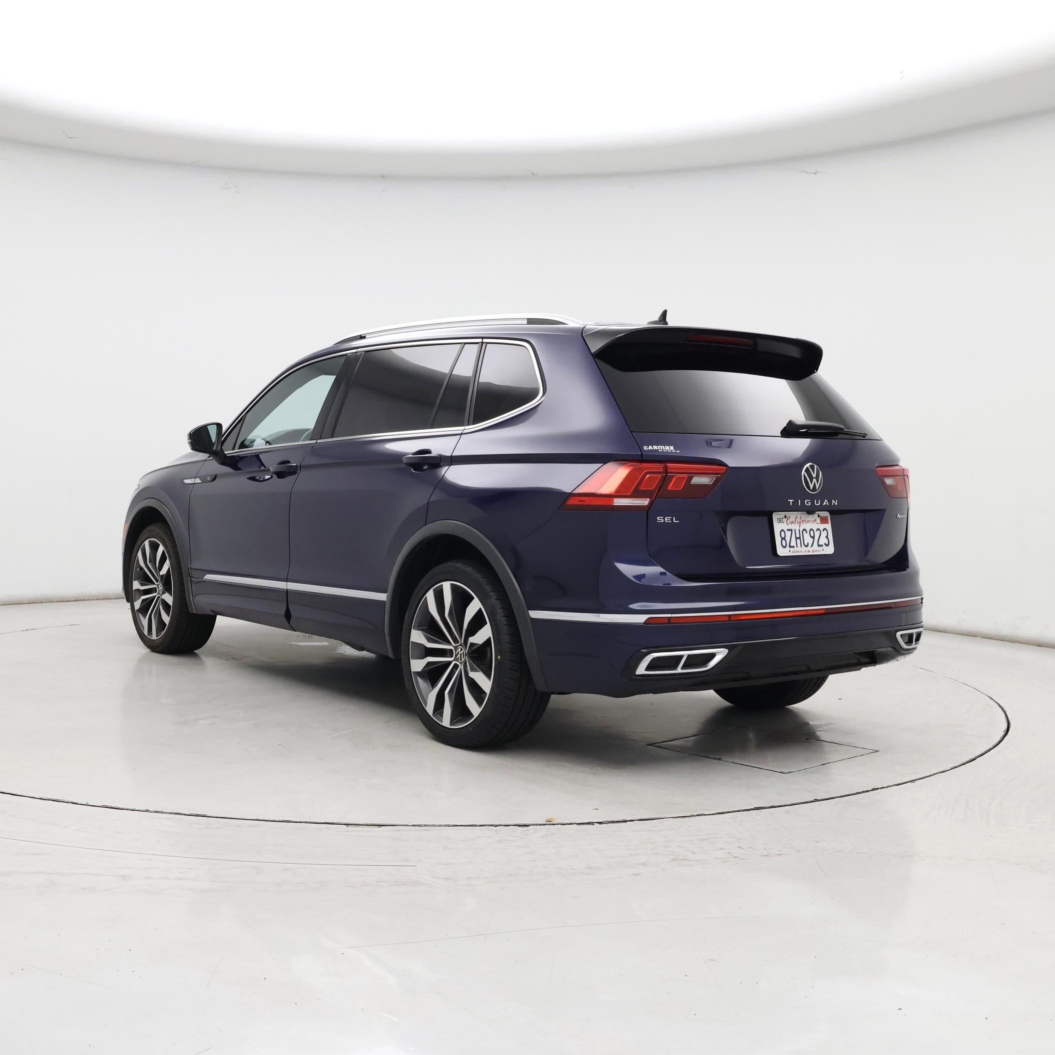 Thumbnail: 2022 Volkswagen Tiguan - 2