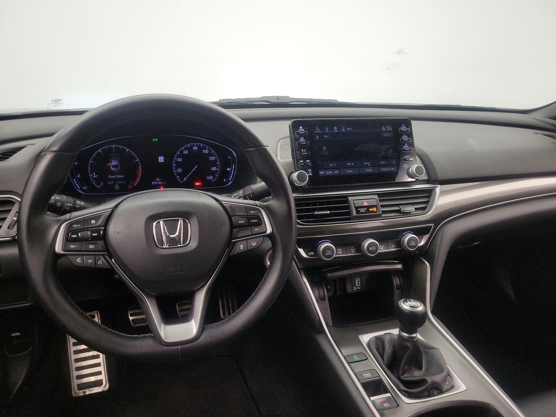 Thumbnail: 2018 Honda Accord - 9