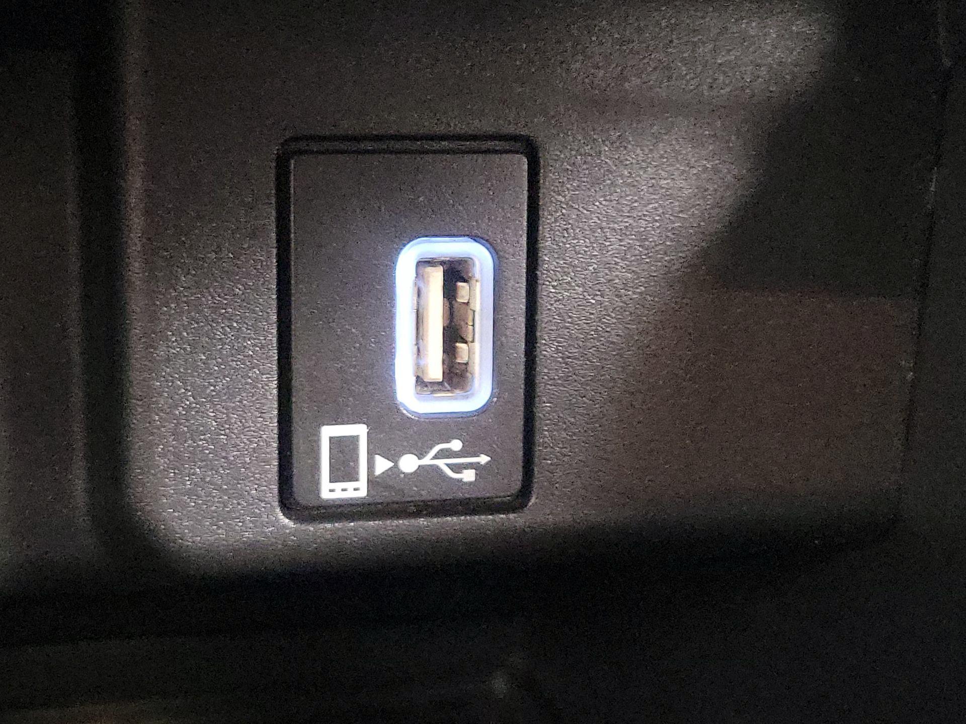 Thumbnail: 2018 Honda Accord - 18