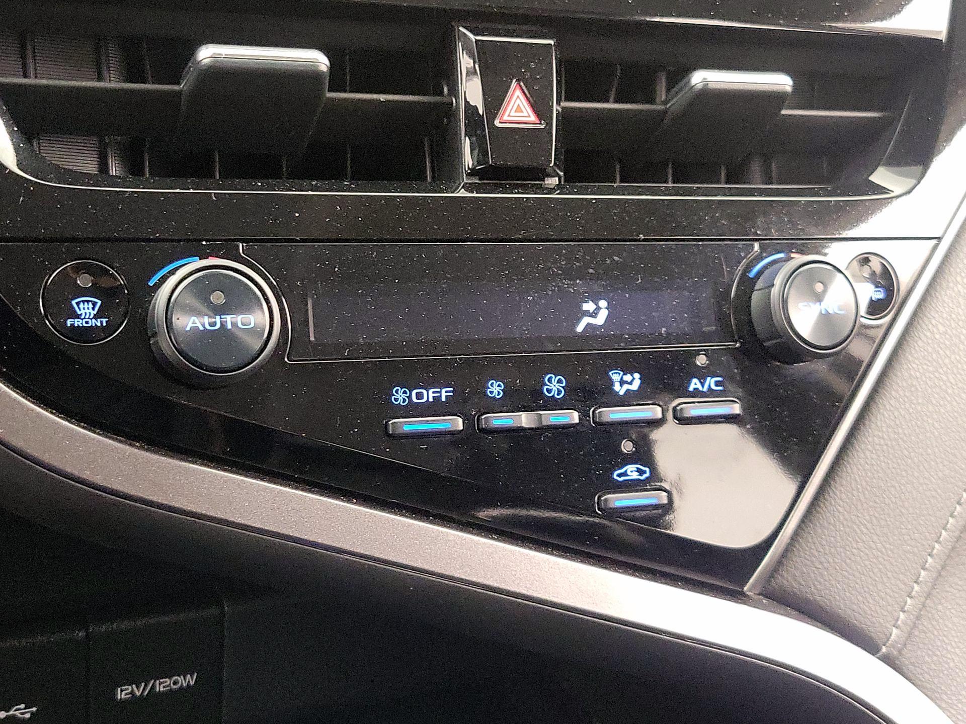 Thumbnail: 2024 Toyota Camry - 16