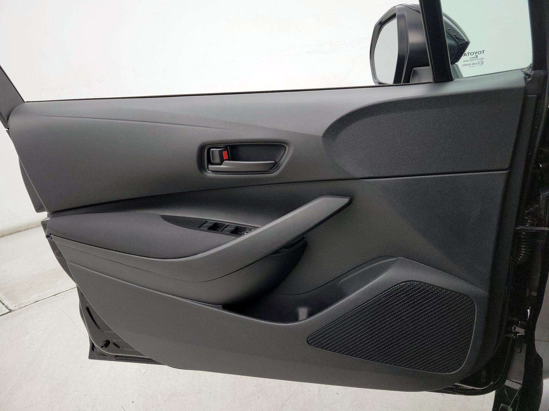 Thumbnail: 2025 Toyota Corolla - 12