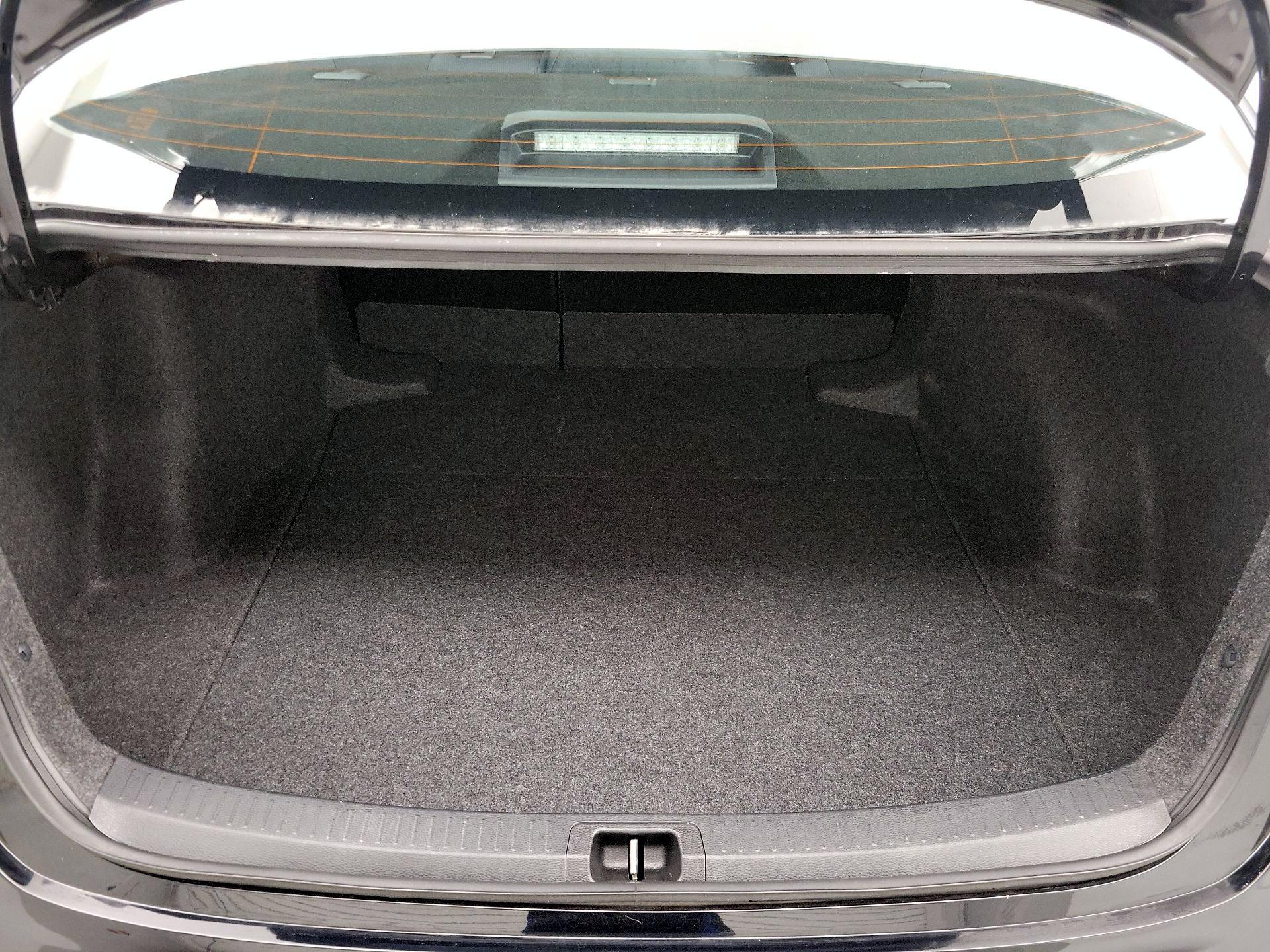 Thumbnail: 2025 Toyota Corolla - 20