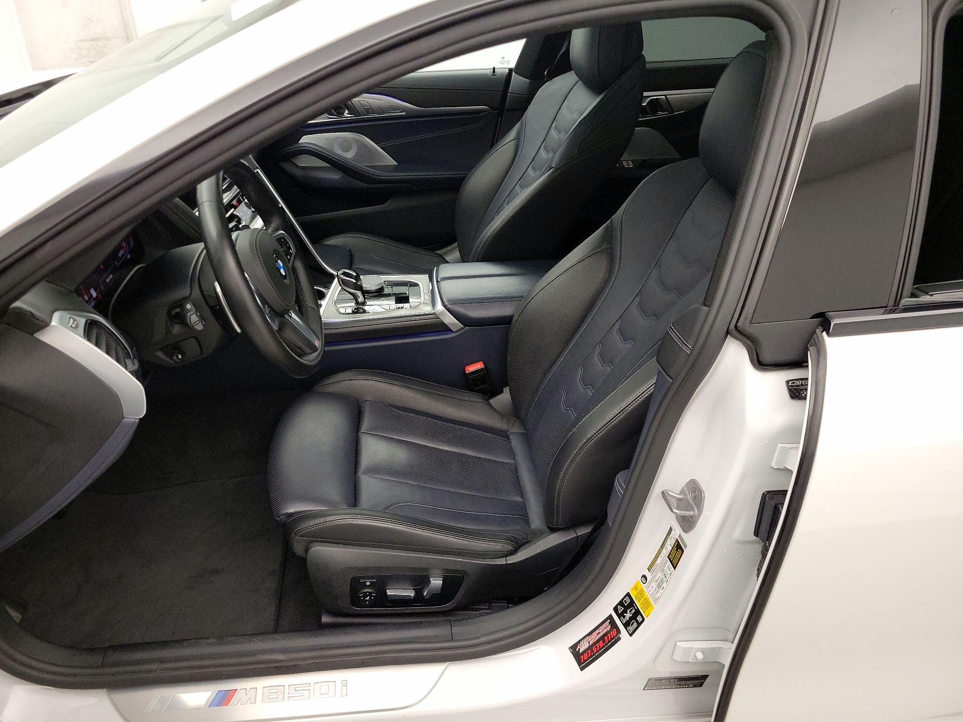 Thumbnail: 2020 BMW 8 Series - 11