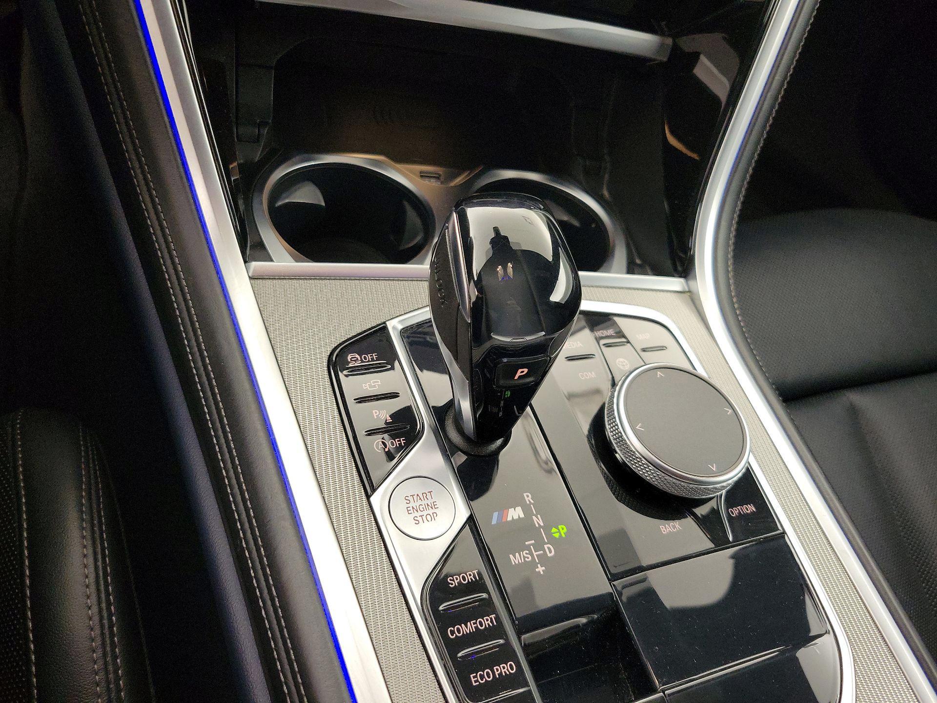 Thumbnail: 2020 BMW 8 Series - 18