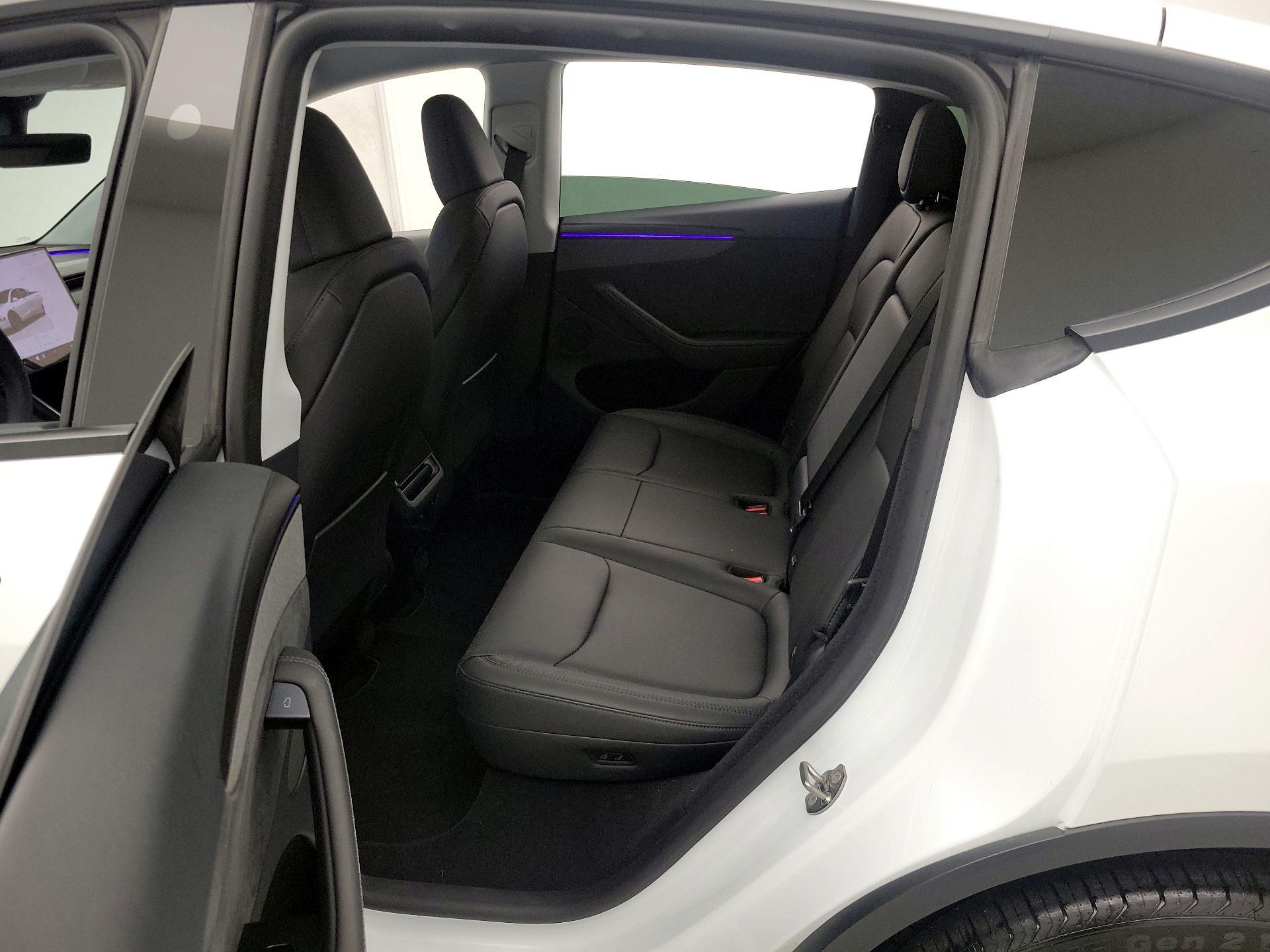 Thumbnail: 2026 Tesla Model Y - 20