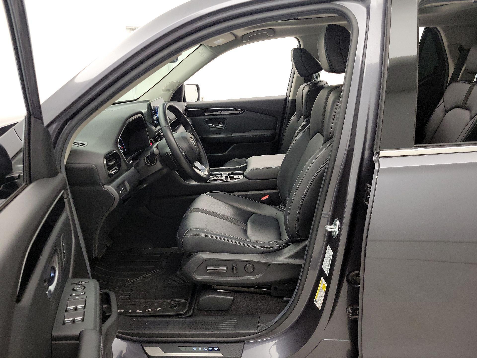 Thumbnail: 2025 Honda Pilot - 11