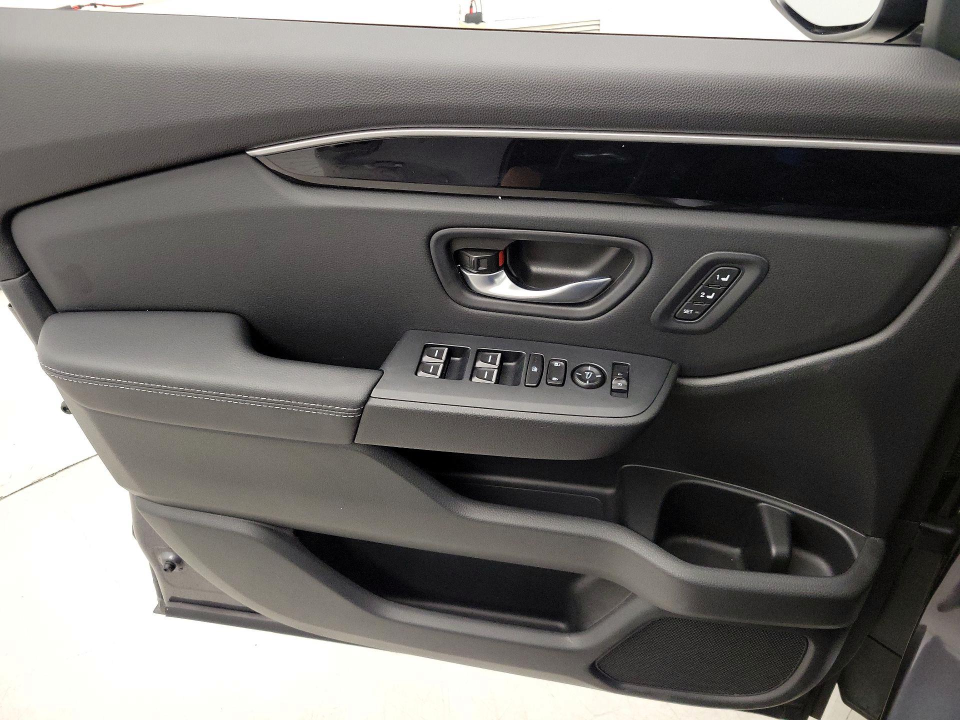 Thumbnail: 2025 Honda Pilot - 12