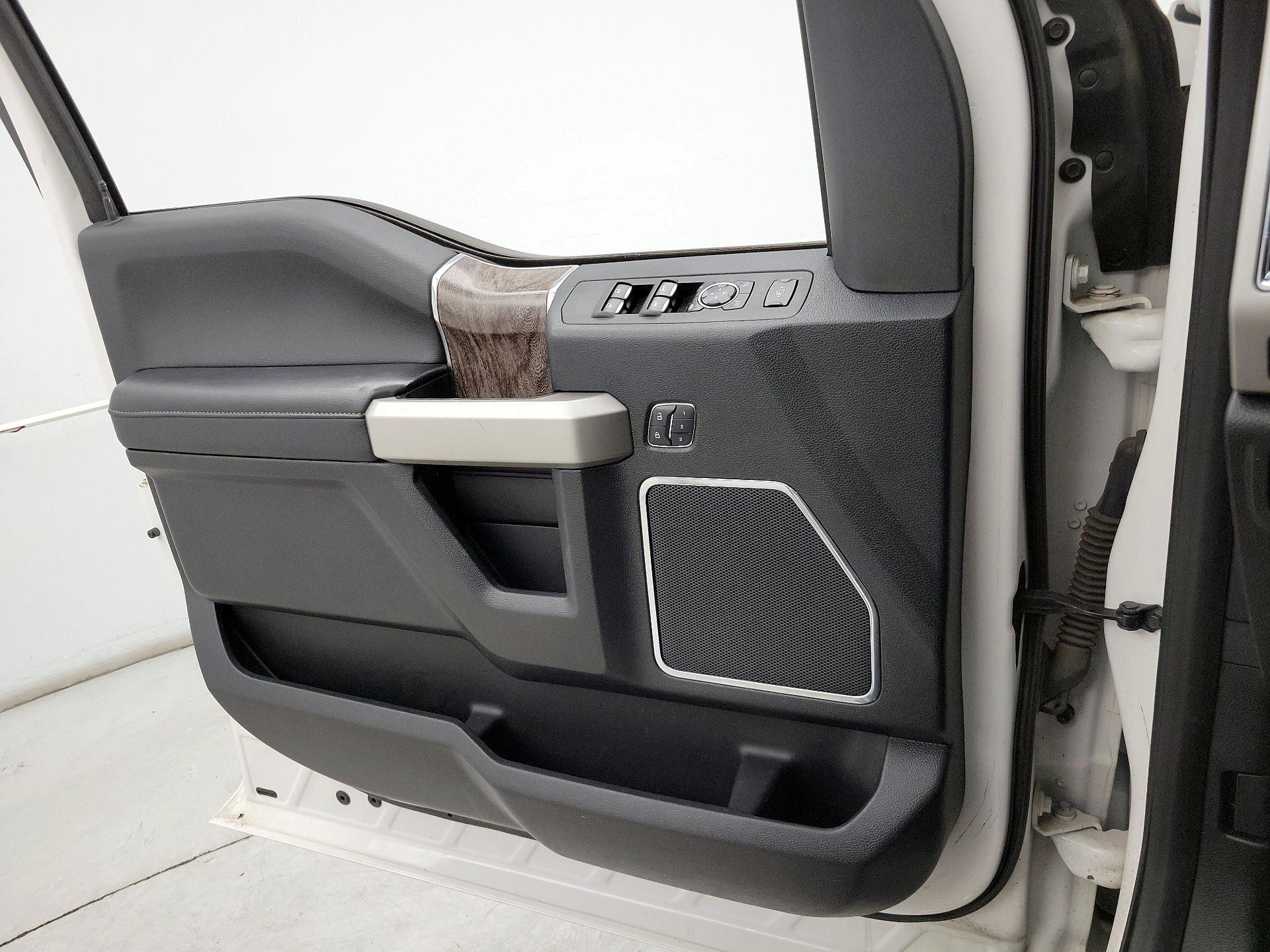 Thumbnail: 2017 Ford F-250 - 12