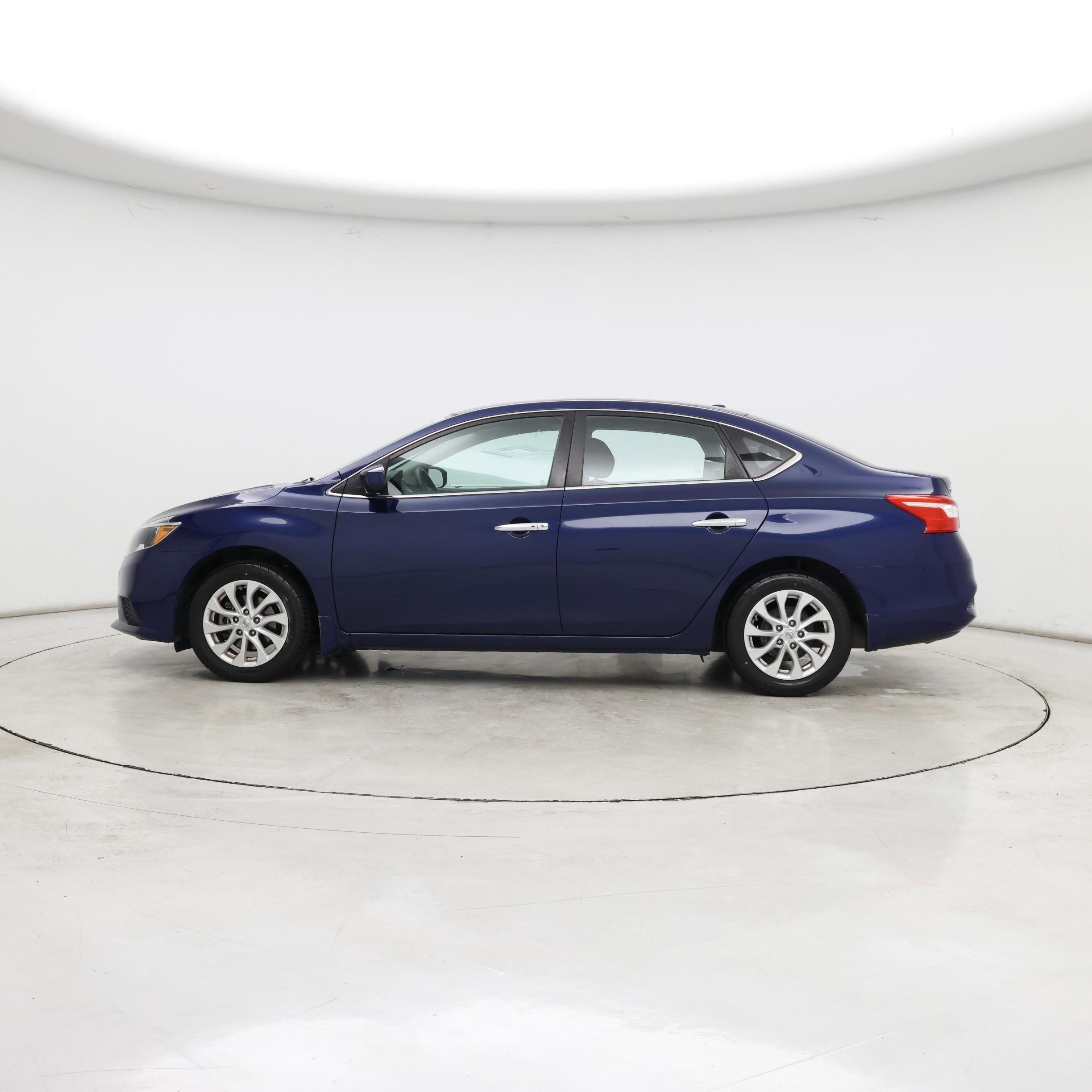 Thumbnail: 2018 Nissan Sentra - 3