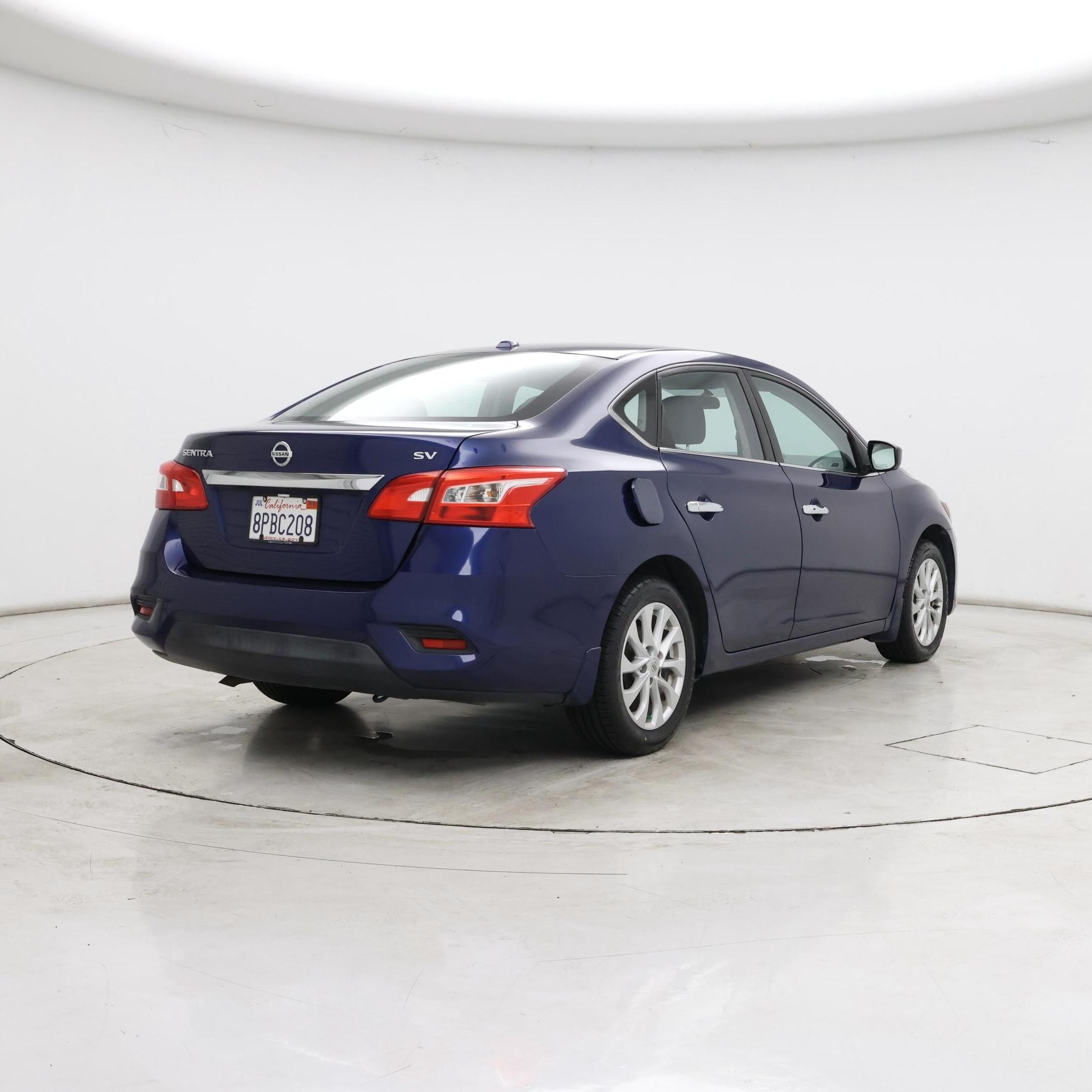 Thumbnail: 2018 Nissan Sentra - 8