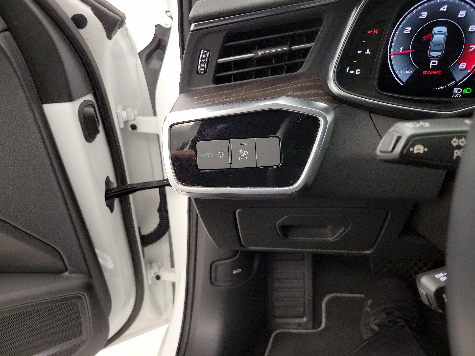 Thumbnail: 2021 Audi A6 - 13