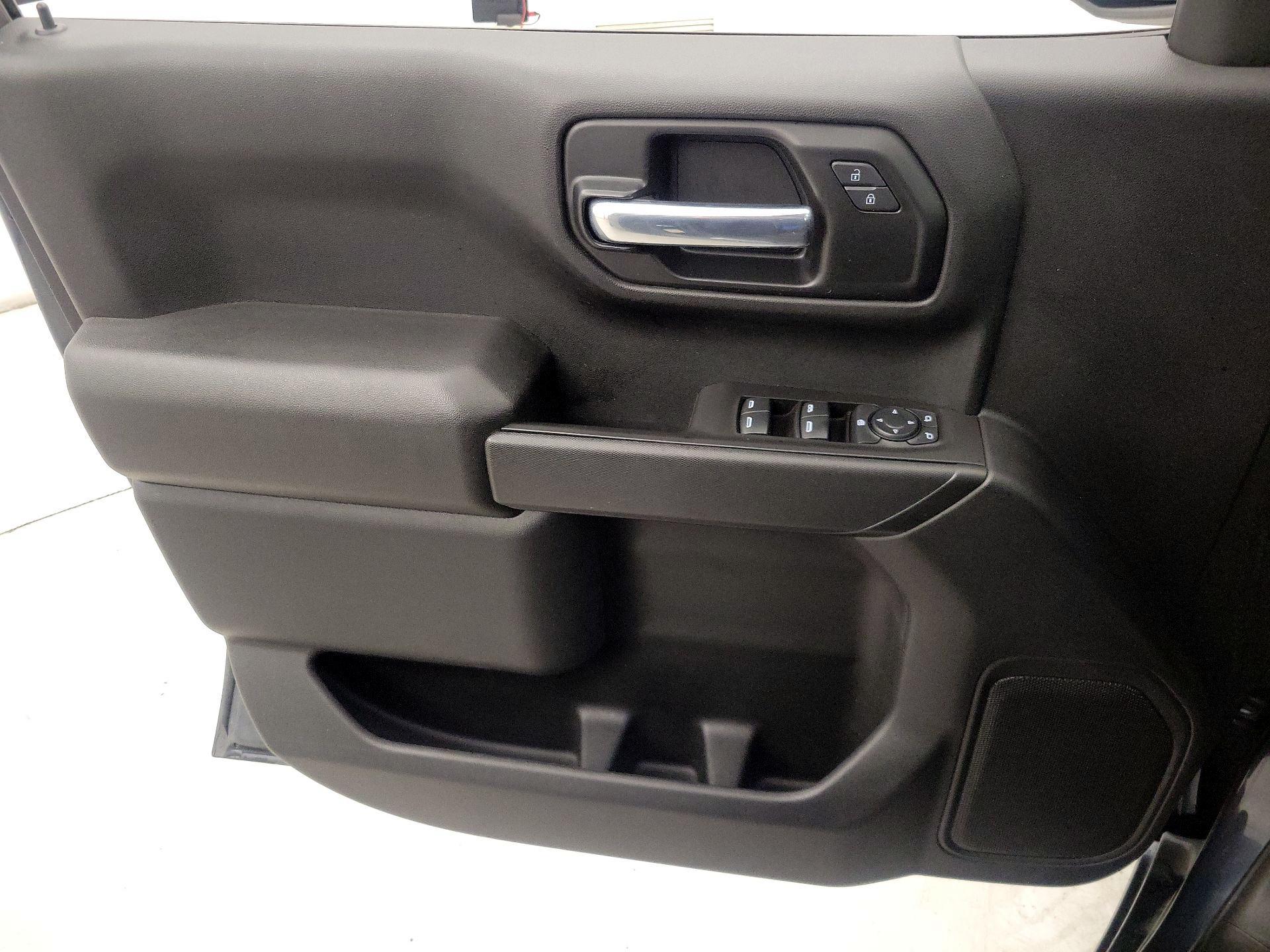 Thumbnail: 2021 Chevrolet Silverado 1500 - 12