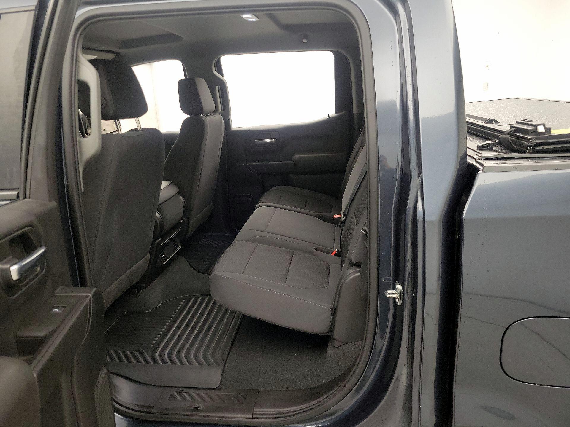 Thumbnail: 2021 Chevrolet Silverado 1500 - 19