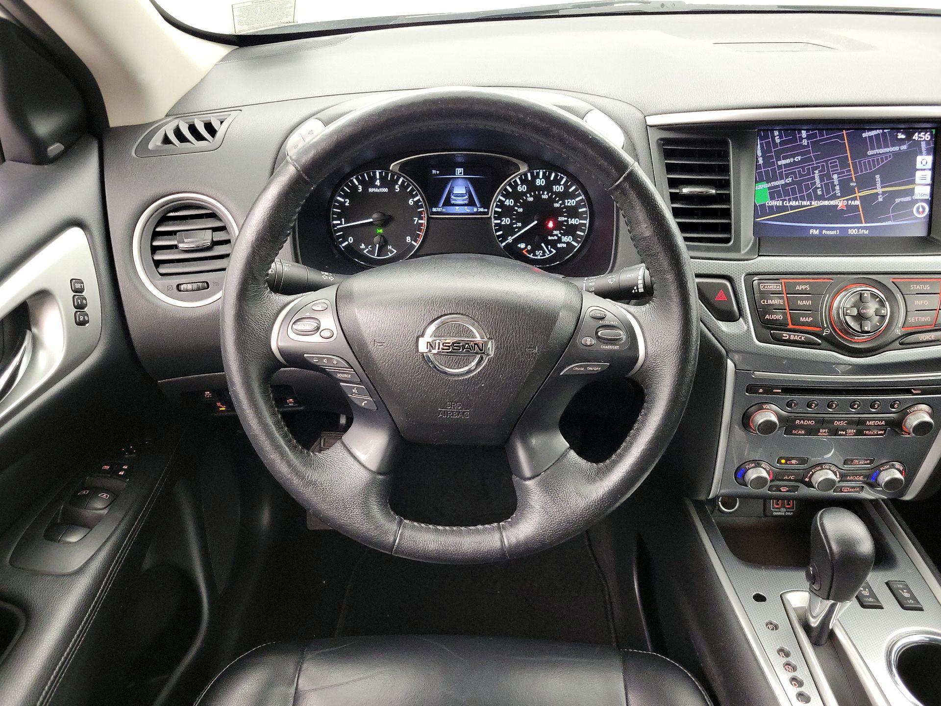 Thumbnail: 2018 Nissan Pathfinder - 10