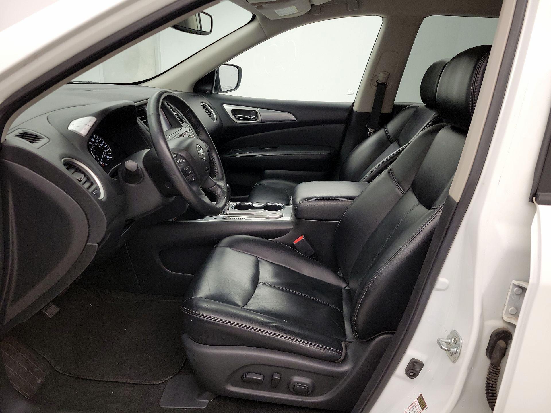 Thumbnail: 2018 Nissan Pathfinder - 11