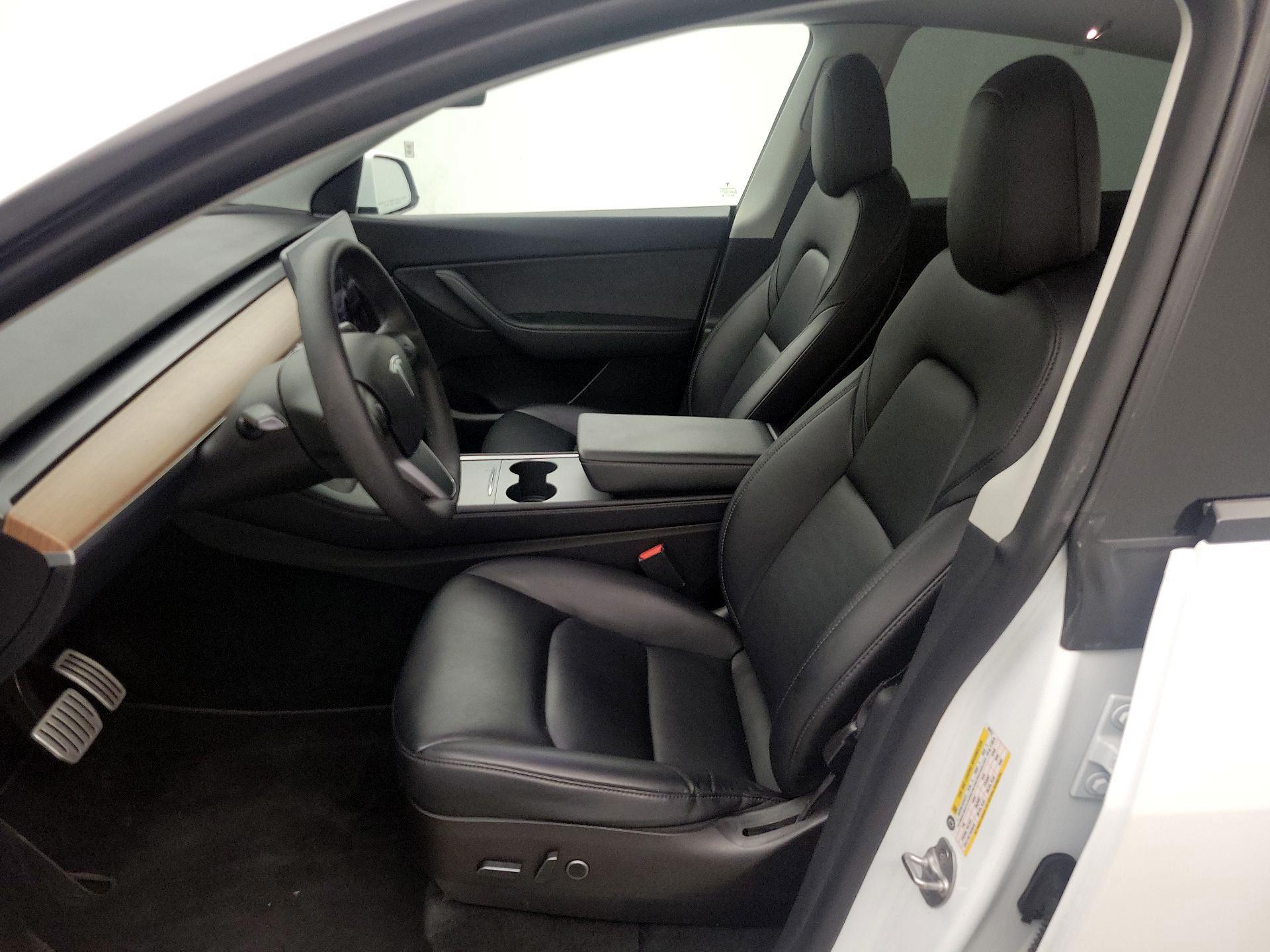 Thumbnail: 2022 Tesla Model Y - 11