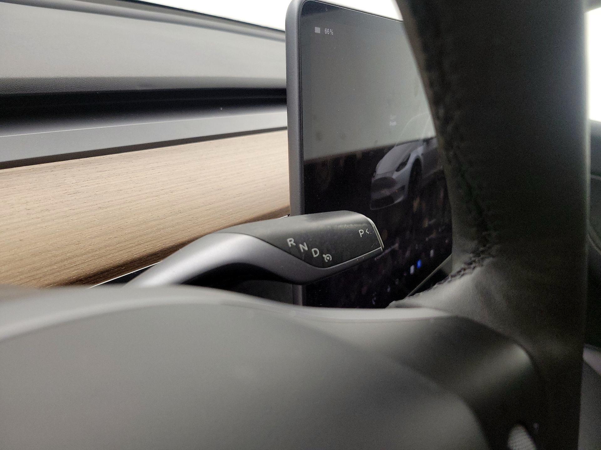 Thumbnail: 2022 Tesla Model Y - 17