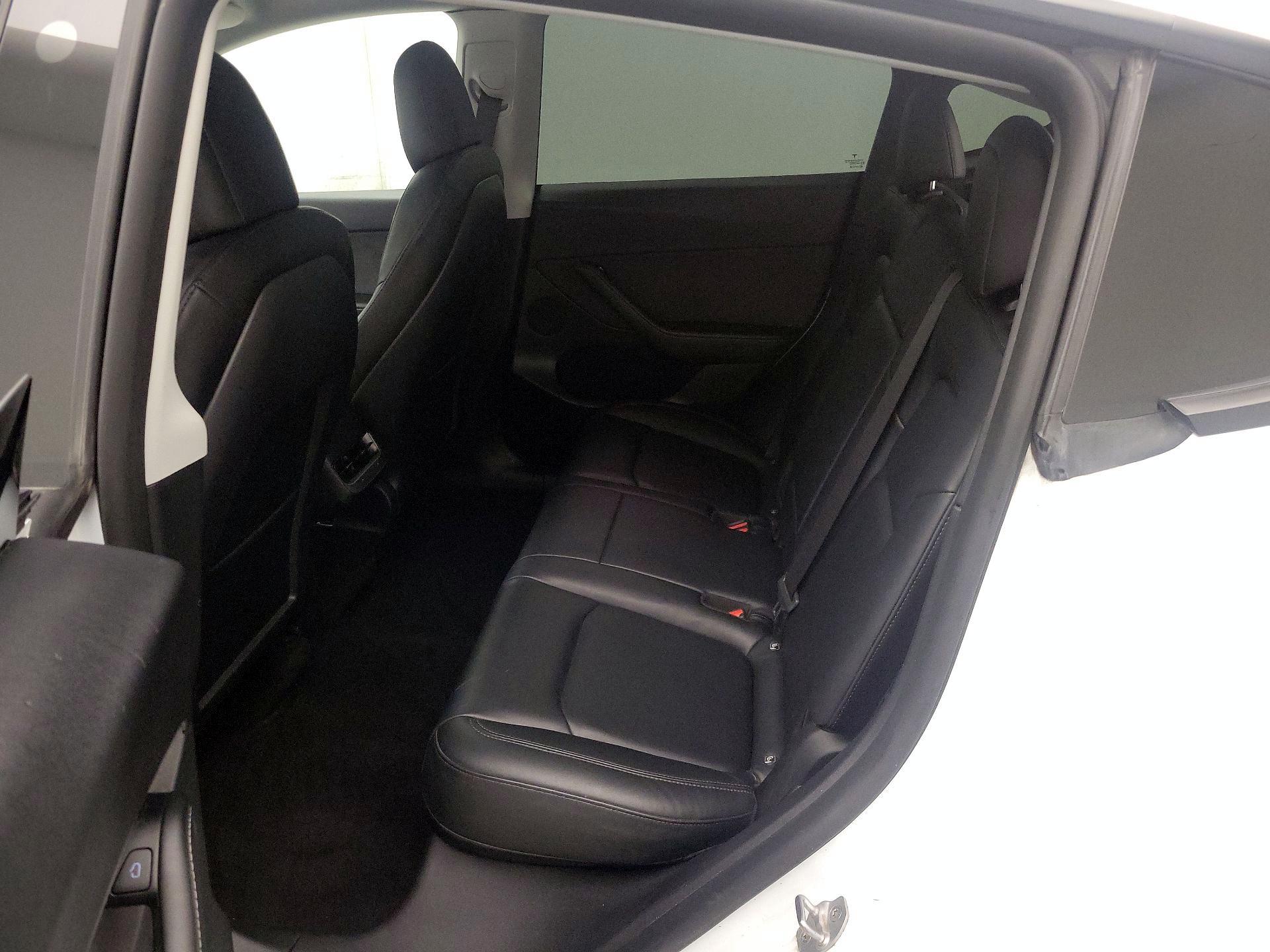 Thumbnail: 2022 Tesla Model Y - 19