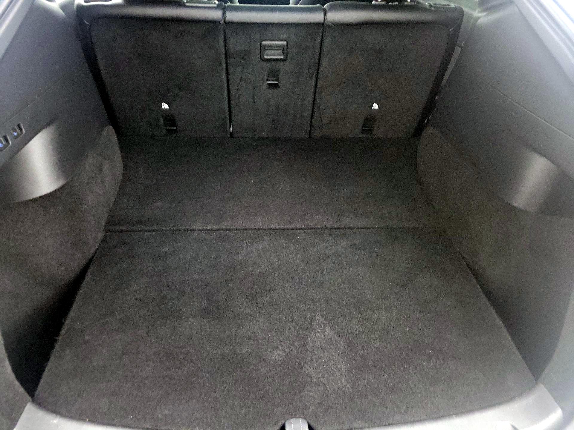 Thumbnail: 2022 Tesla Model Y - 20