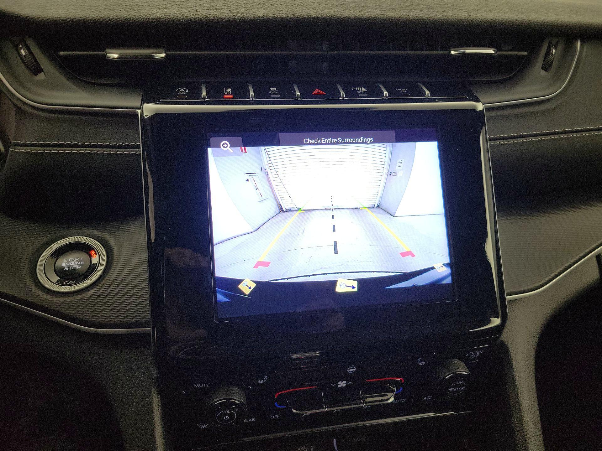 Thumbnail: 2024 Jeep Grand Cherokee L - 14