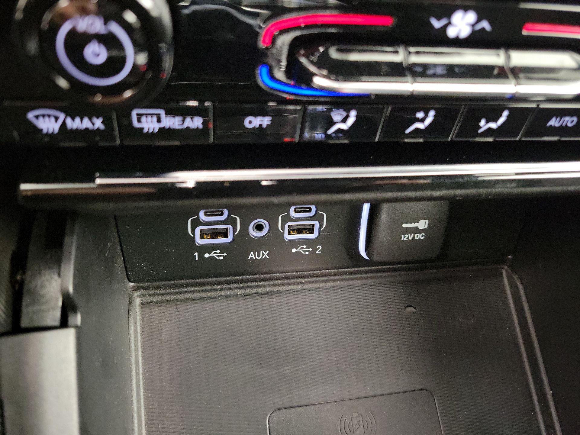 Thumbnail: 2024 Jeep Grand Cherokee L - 18