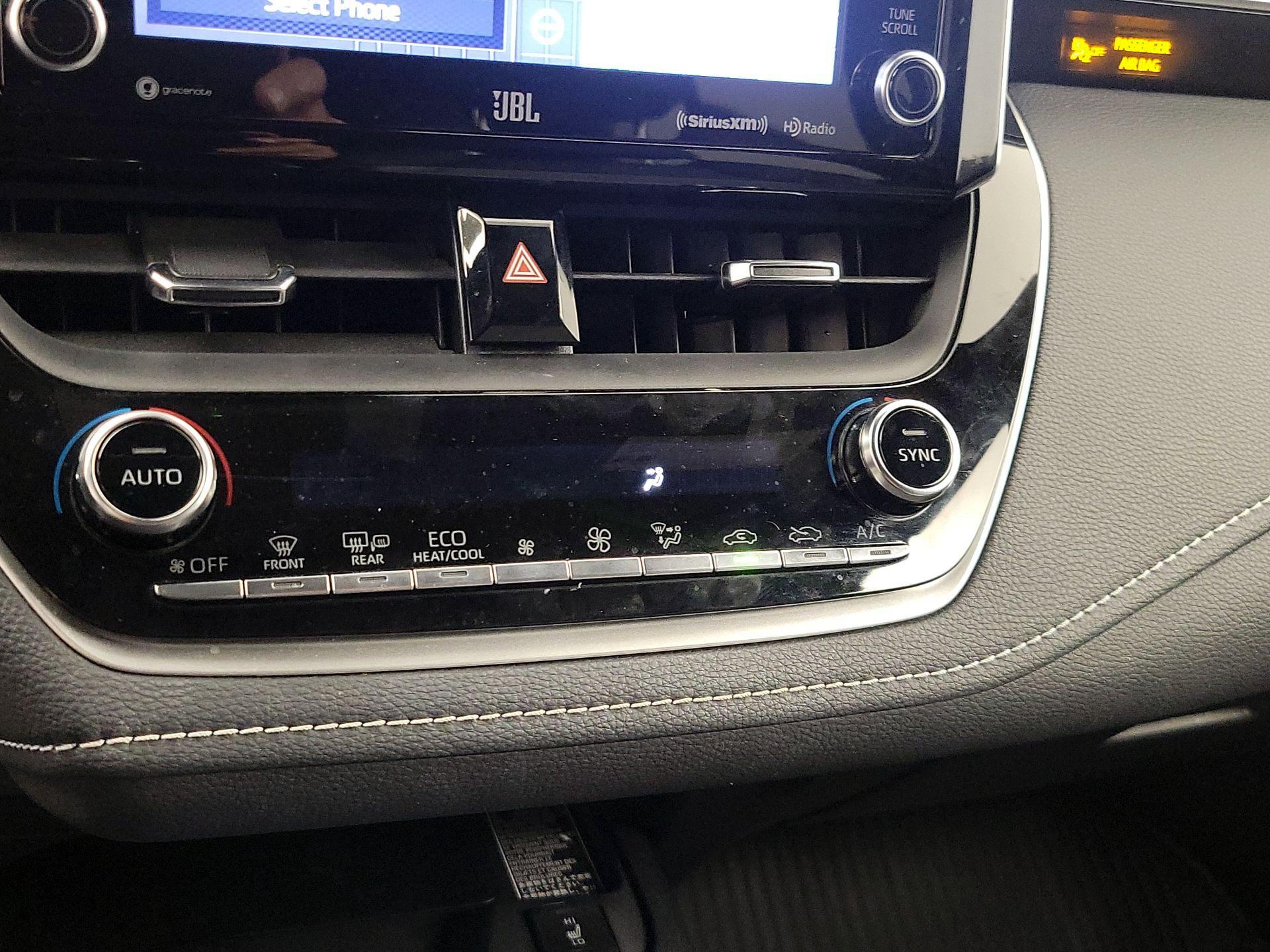 Thumbnail: 2019 Toyota Corolla - 17