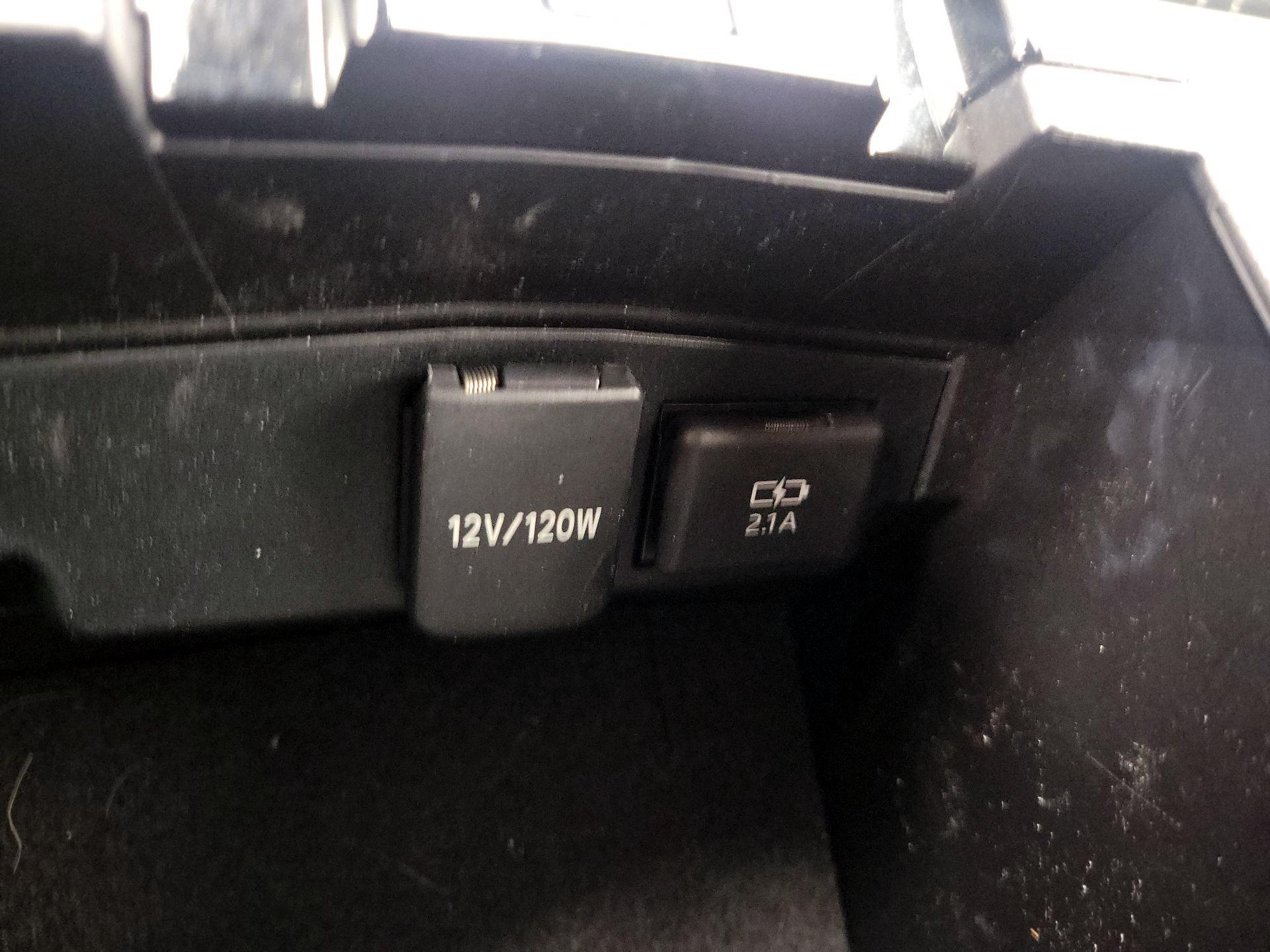 Thumbnail: 2019 Toyota Corolla - 19