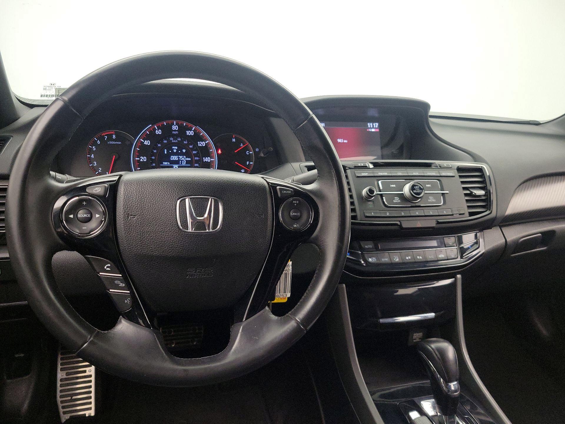 Thumbnail: 2017 Honda Accord - 9