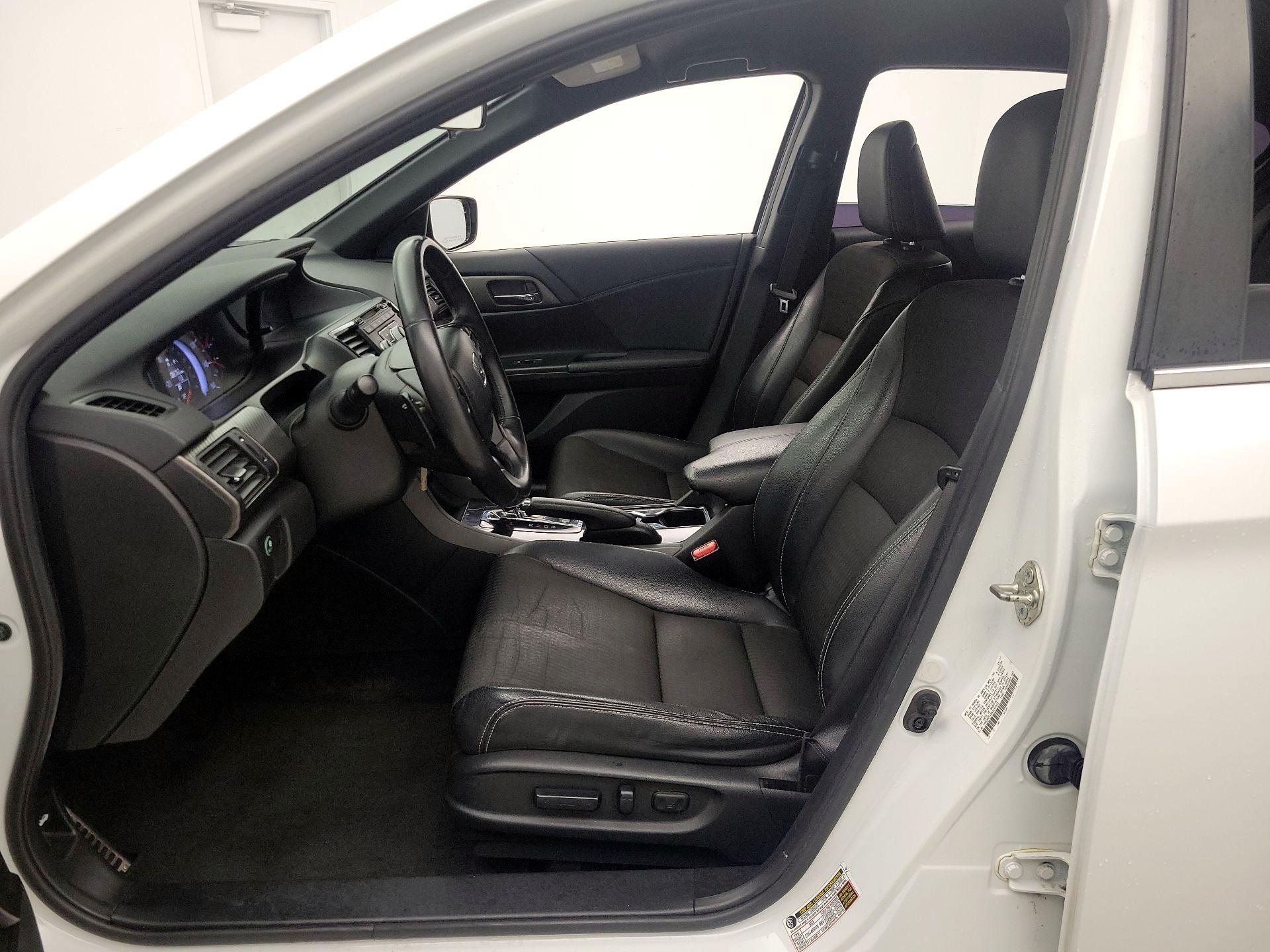 Thumbnail: 2017 Honda Accord - 11