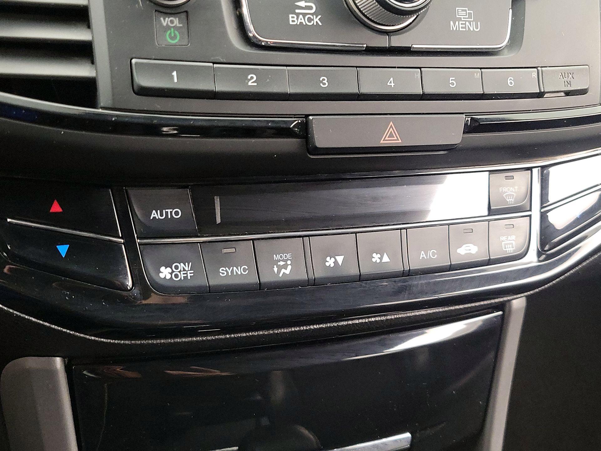 Thumbnail: 2017 Honda Accord - 16