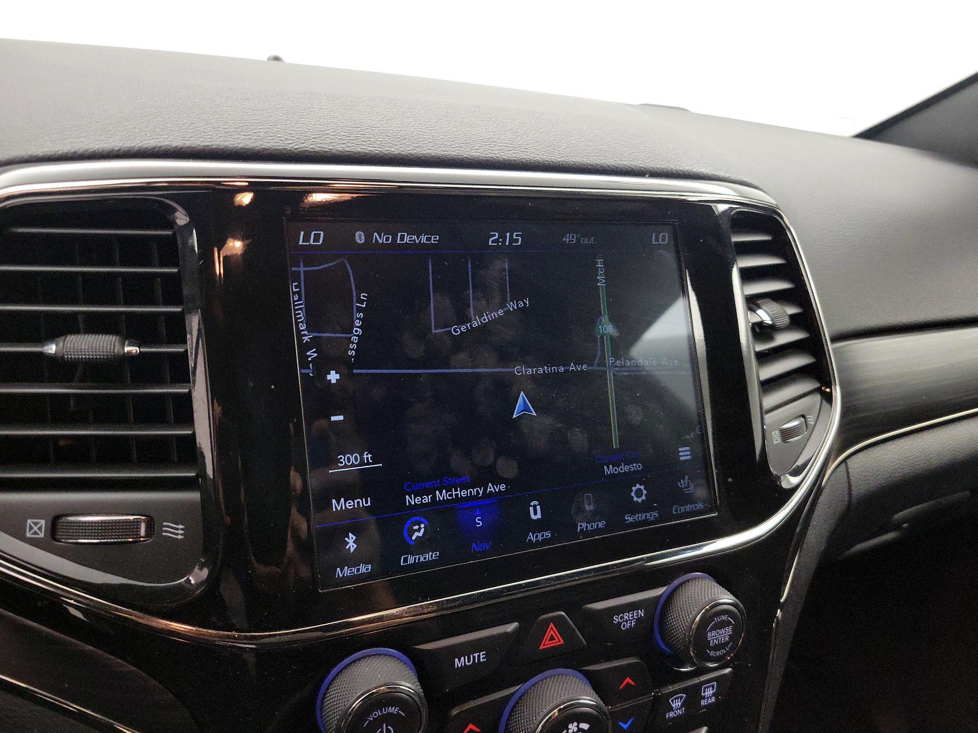 Thumbnail: 2021 Jeep Grand Cherokee - 14