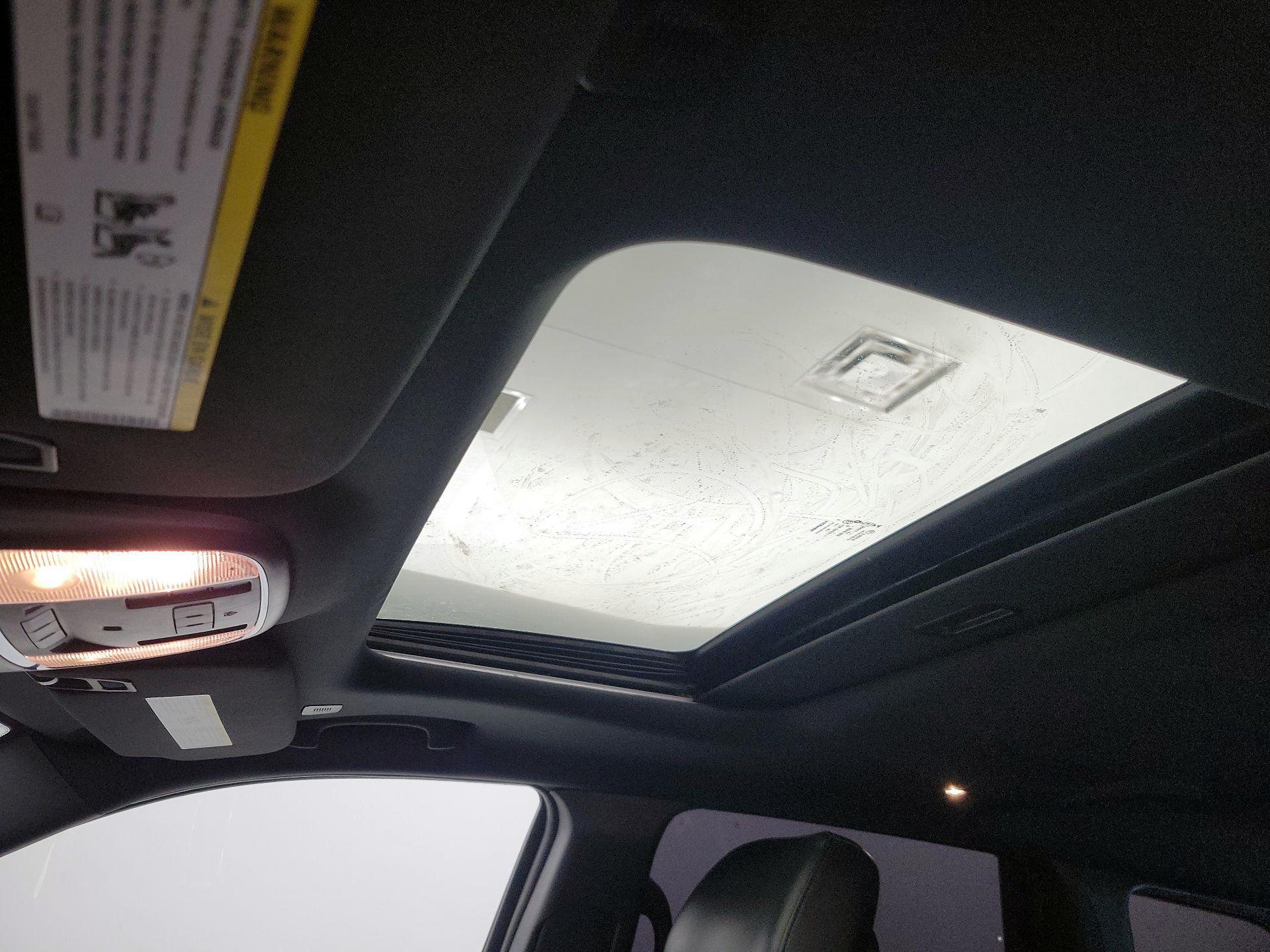 Thumbnail: 2021 Jeep Grand Cherokee - 20