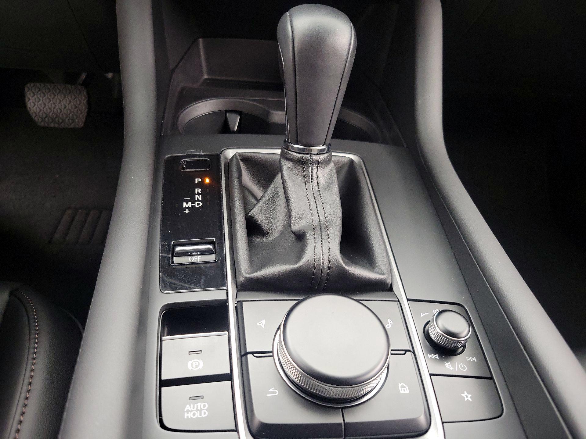 Thumbnail: 2021 Mazda Mazda3 - 17