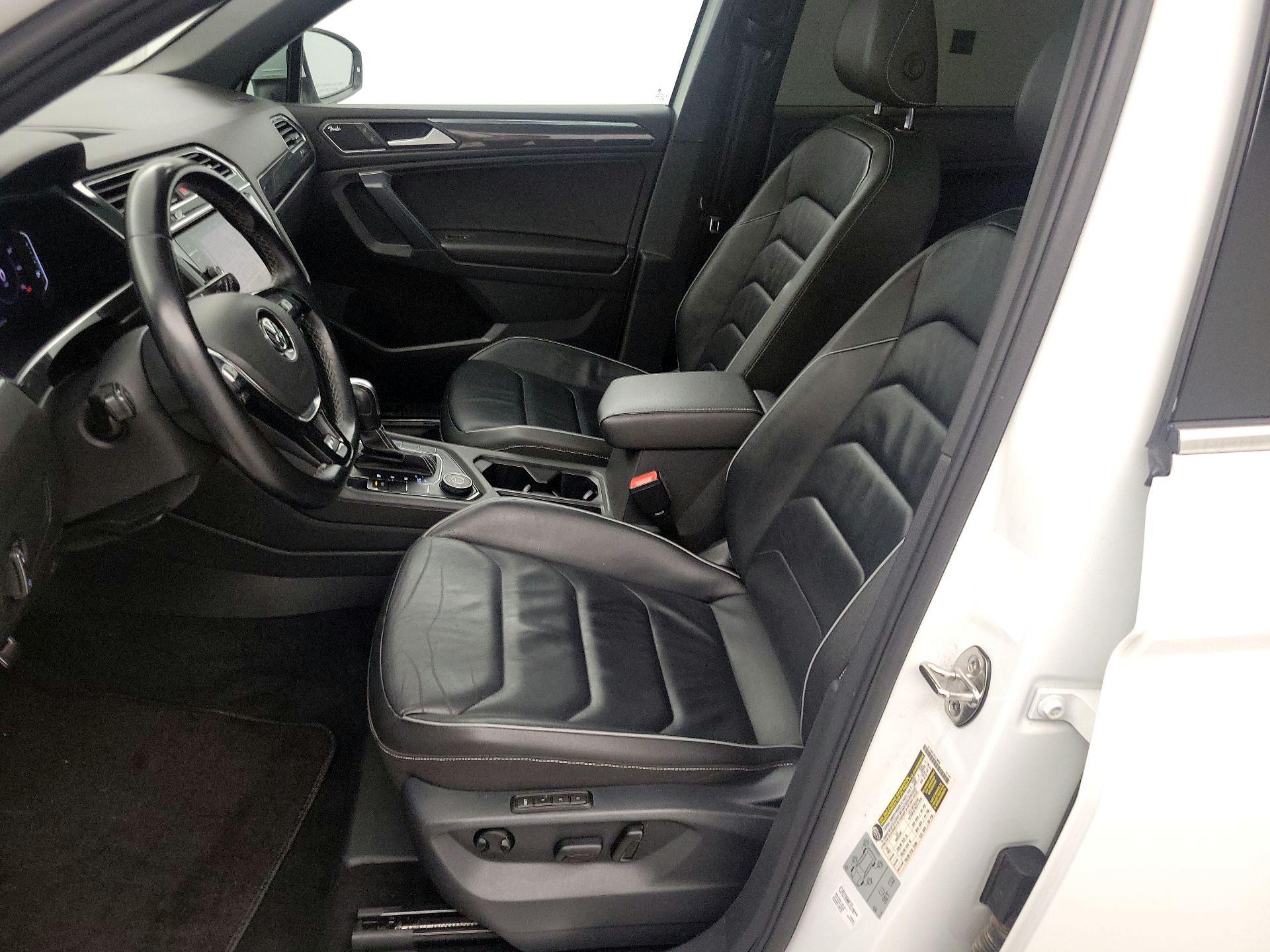 Thumbnail: 2021 Volkswagen Tiguan - 11