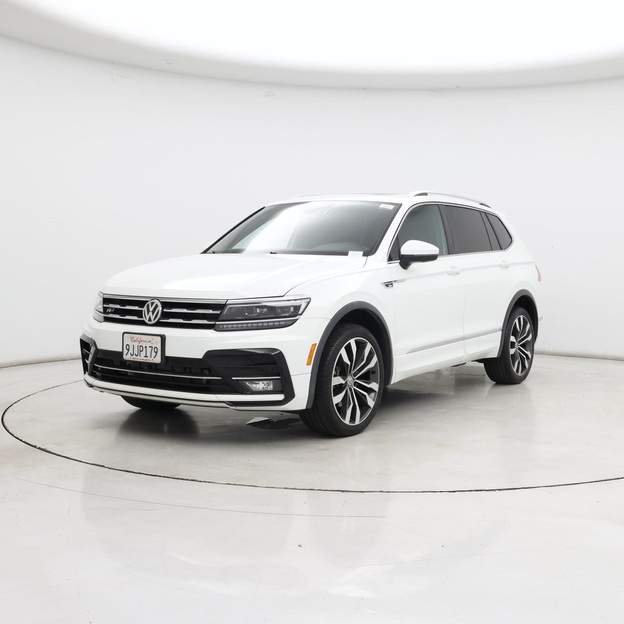 Thumbnail: 2021 Volkswagen Tiguan - 4