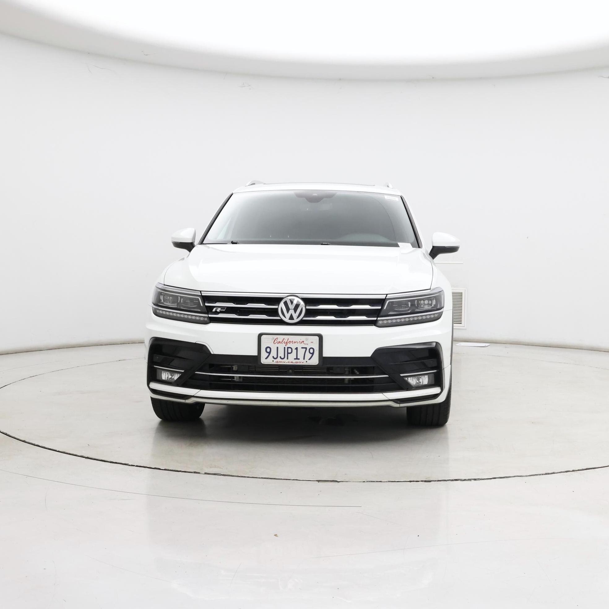 Thumbnail: 2021 Volkswagen Tiguan - 5
