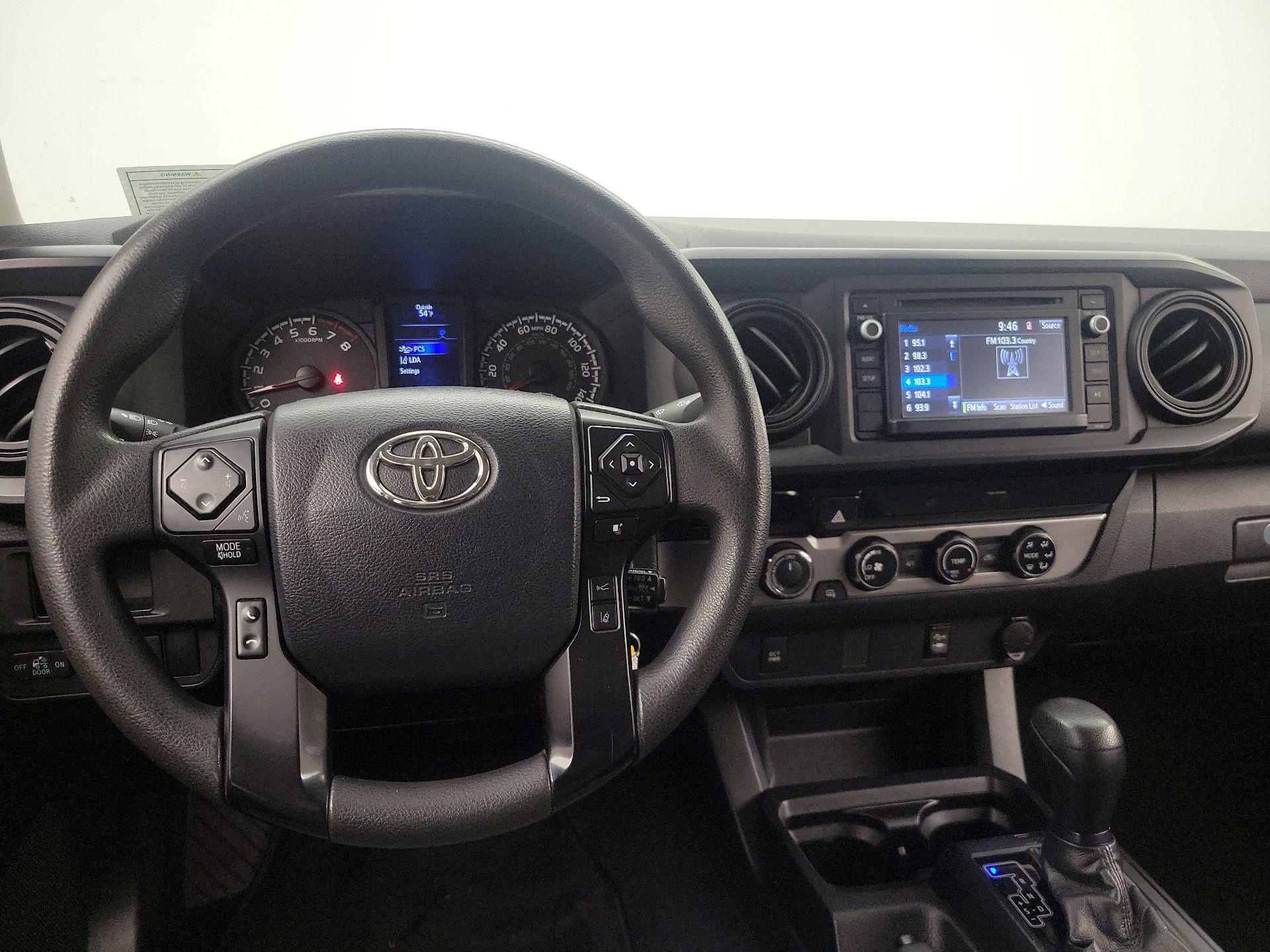 Thumbnail: 2018 Toyota Tacoma - 9