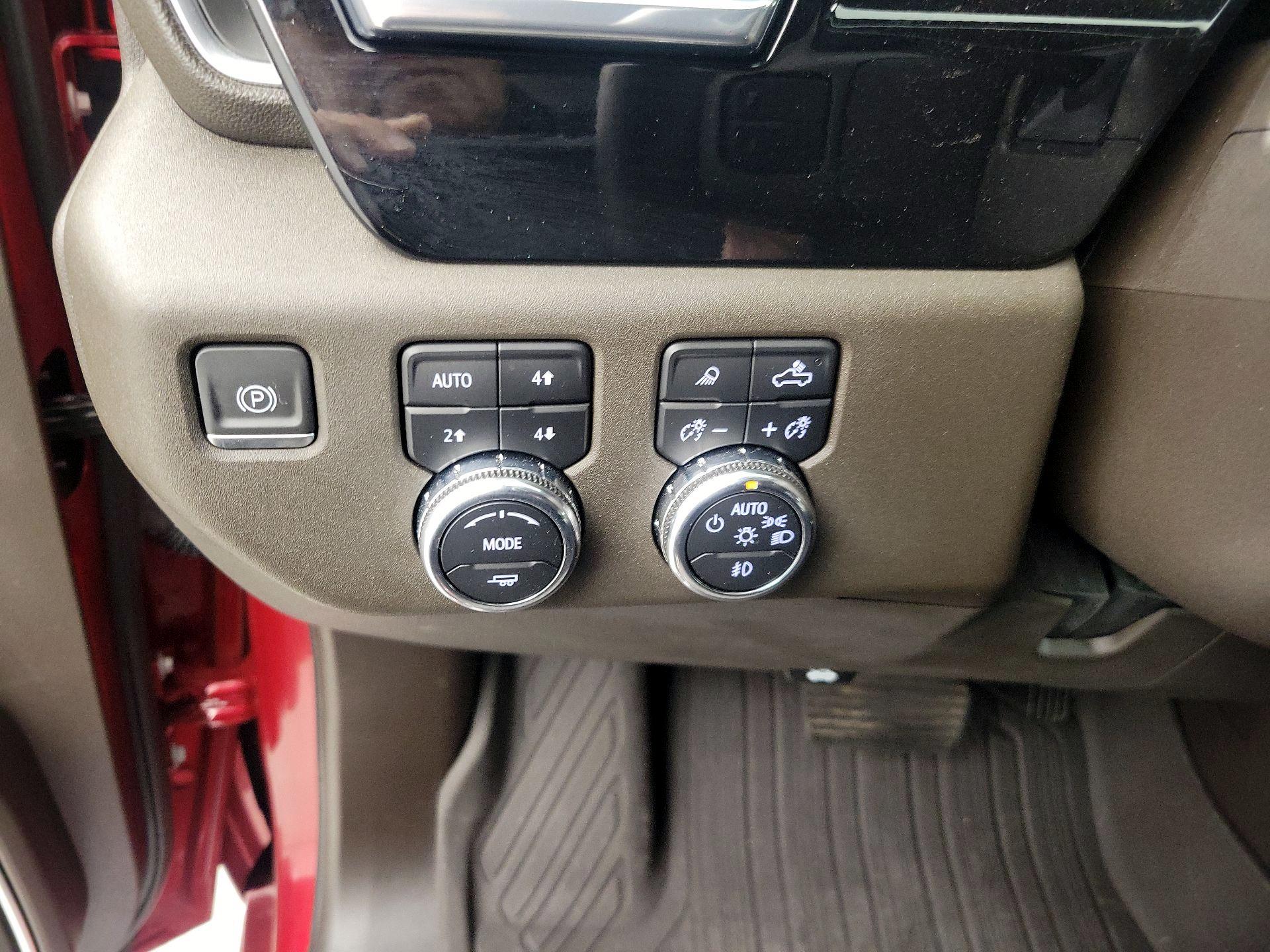 Thumbnail: 2024 GMC Sierra 2500 - 13