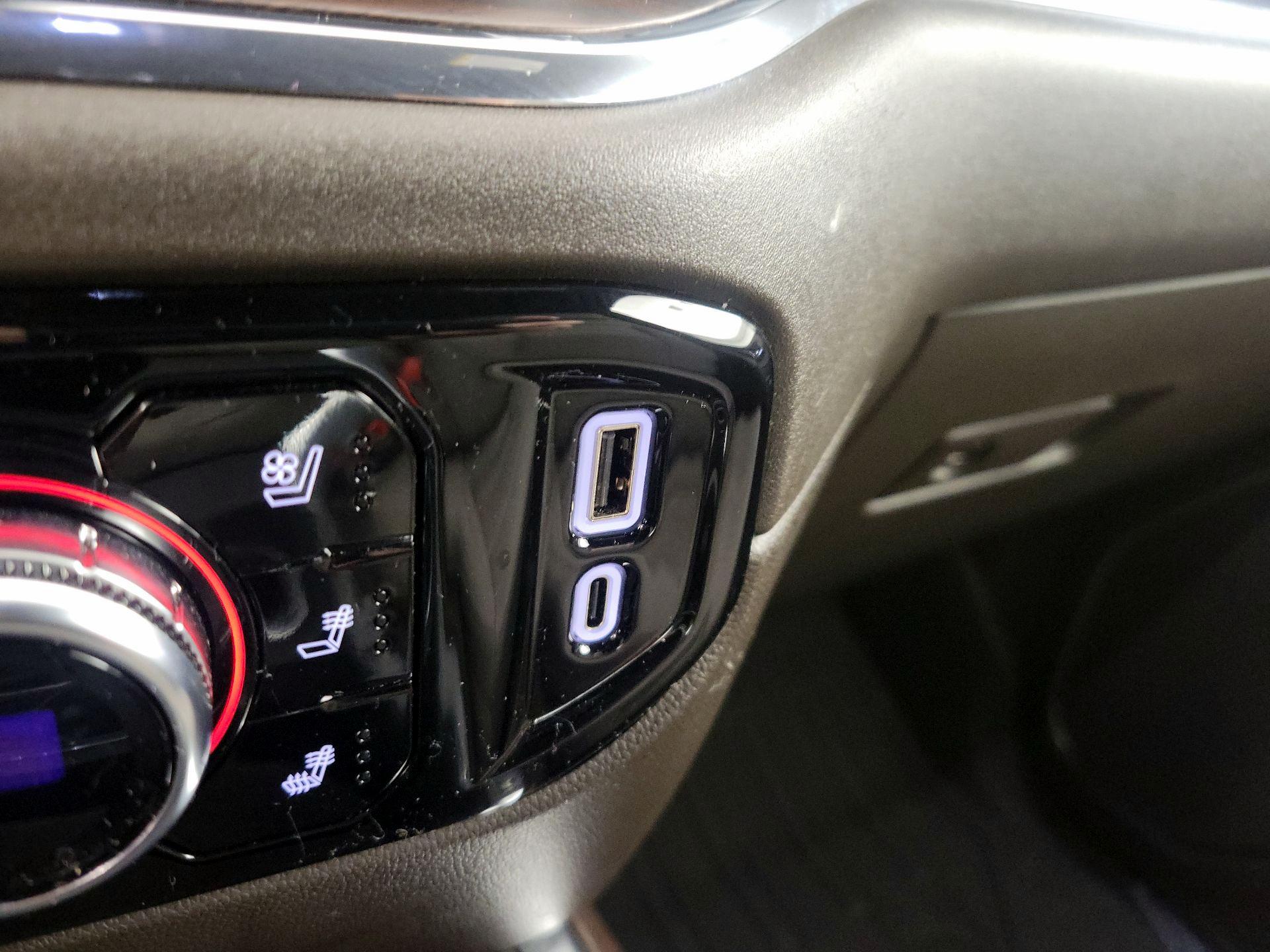 Thumbnail: 2024 GMC Sierra 2500 - 18