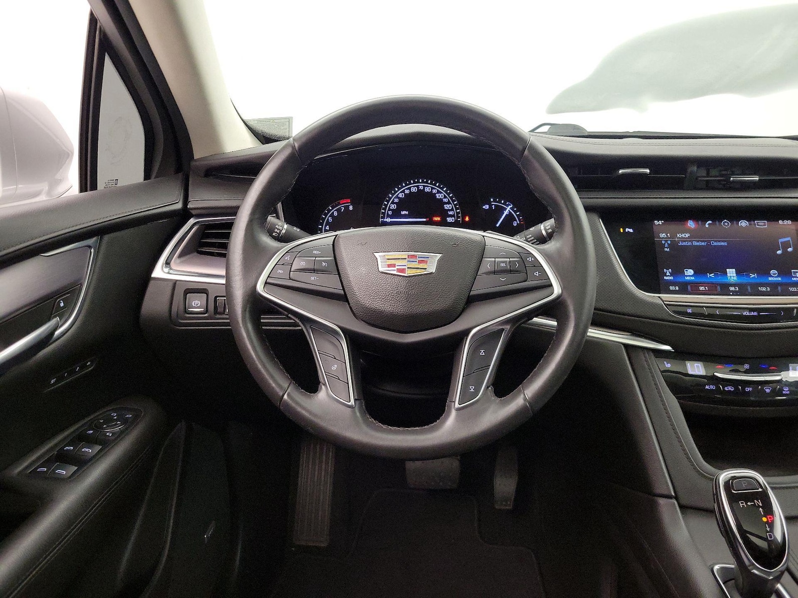 2017 Cadillac XT5 Luxury - Photo 11