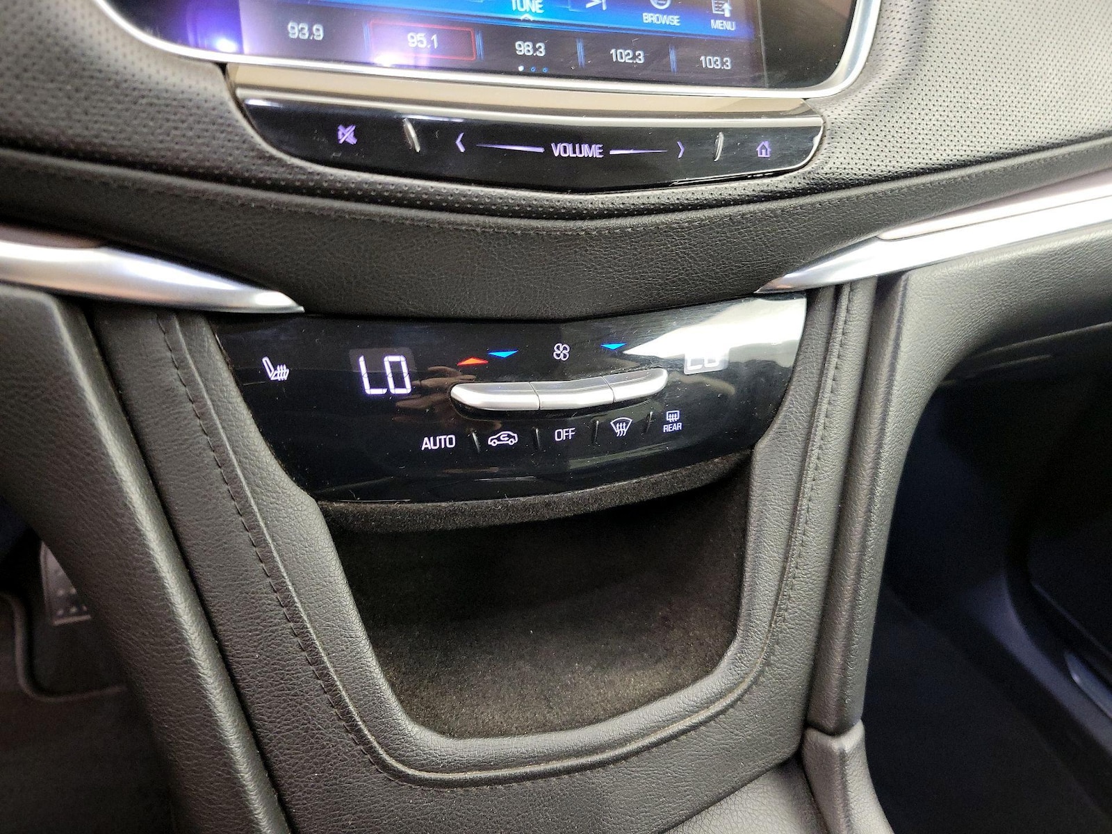 2017 Cadillac XT5 Luxury - Photo 18