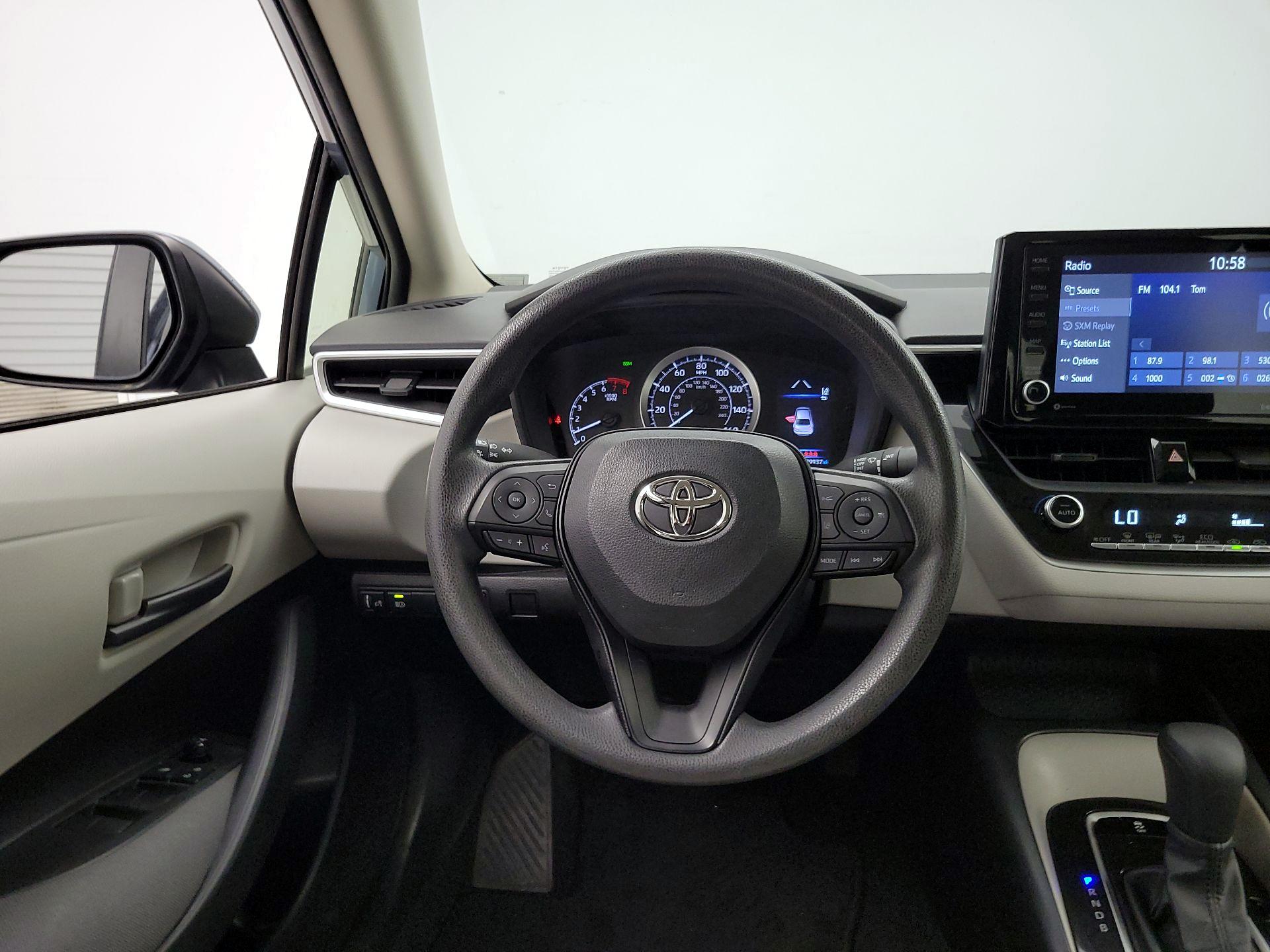 Thumbnail: 2022 Toyota Corolla - 10