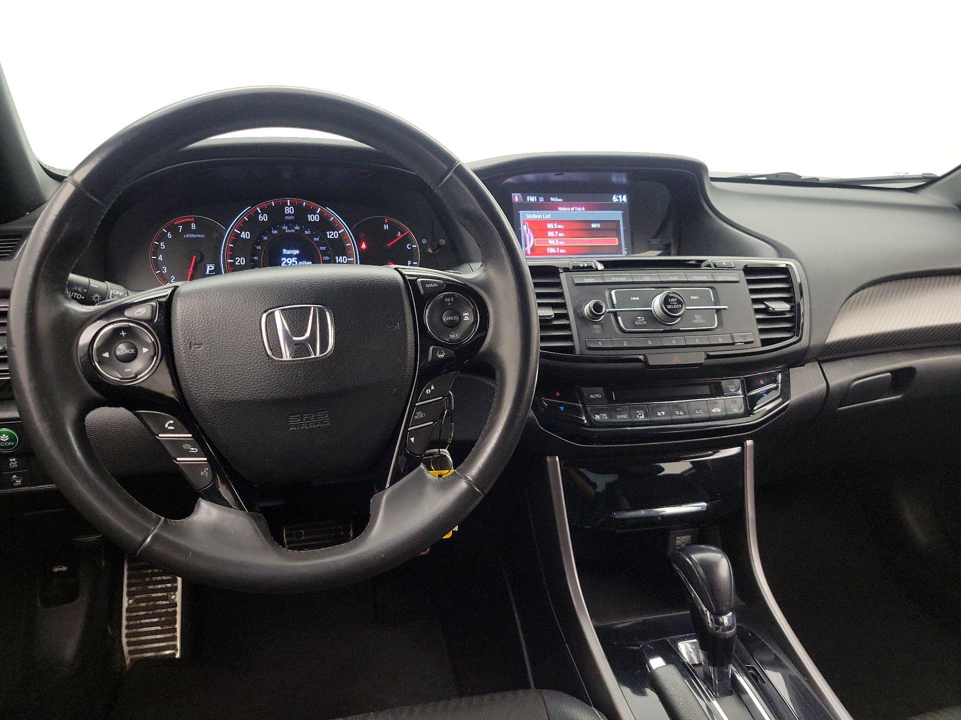 Thumbnail: 2017 Honda Accord - 9