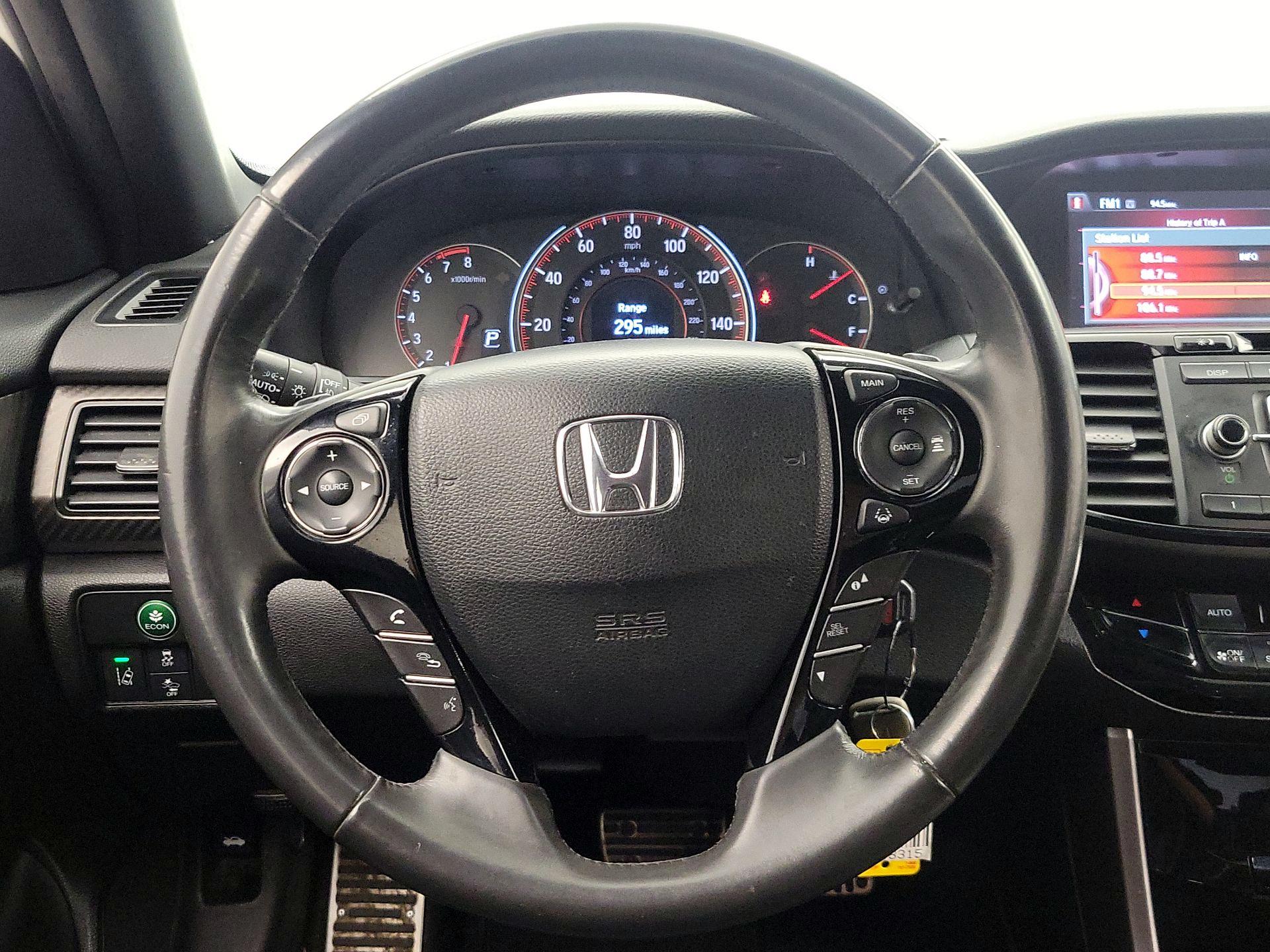 Thumbnail: 2017 Honda Accord - 10