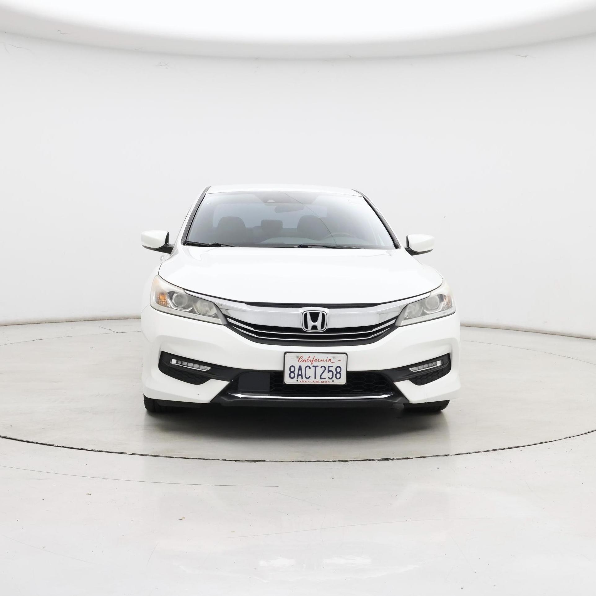 Thumbnail: 2017 Honda Accord - 5