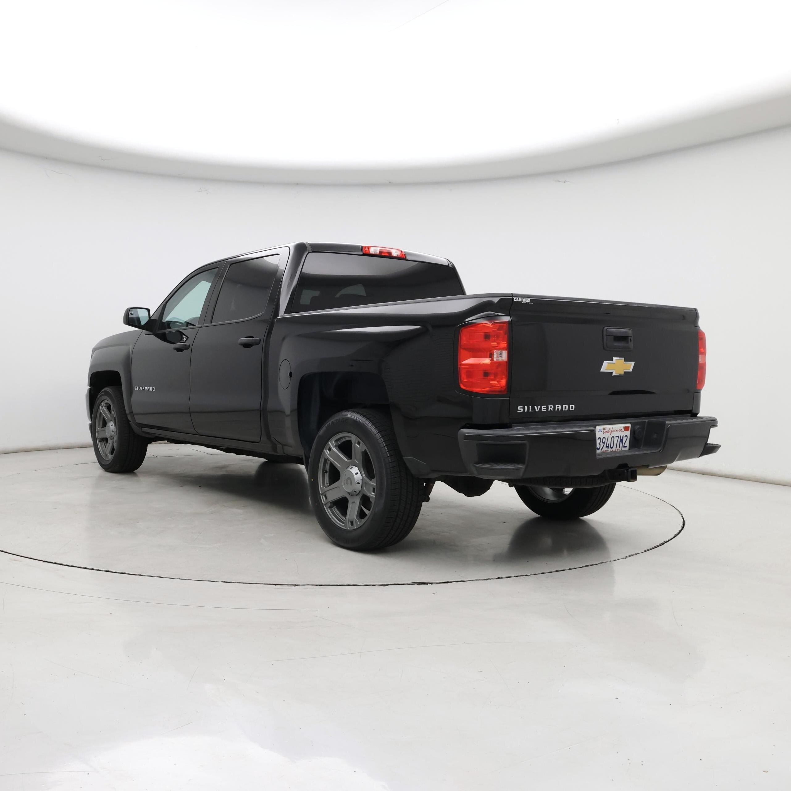 Thumbnail: 2018 Chevrolet Silverado 1500 - 2