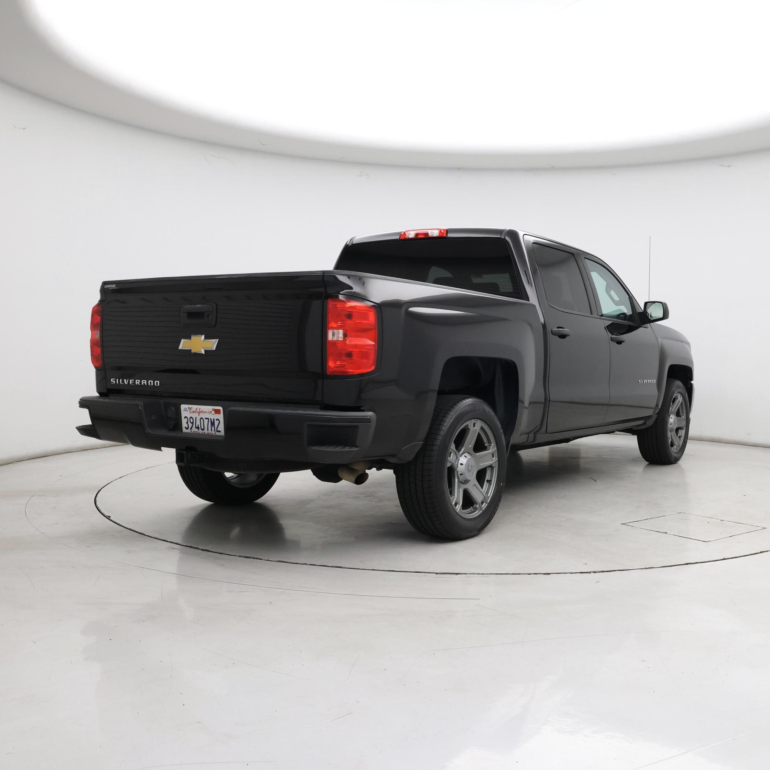 Thumbnail: 2018 Chevrolet Silverado 1500 - 8