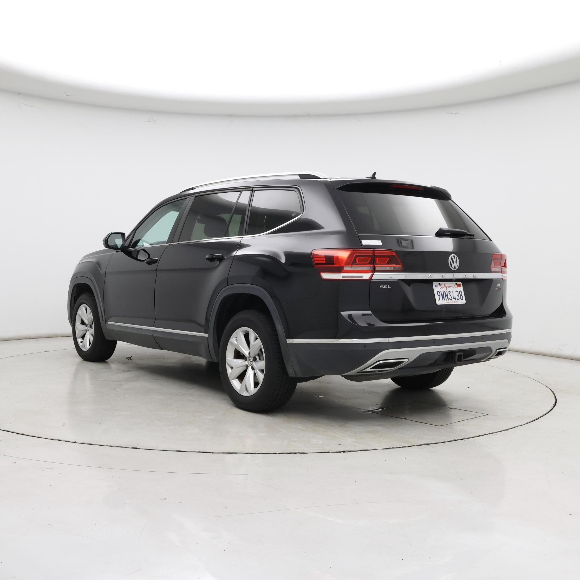 Thumbnail: 2018 Volkswagen Atlas - 2