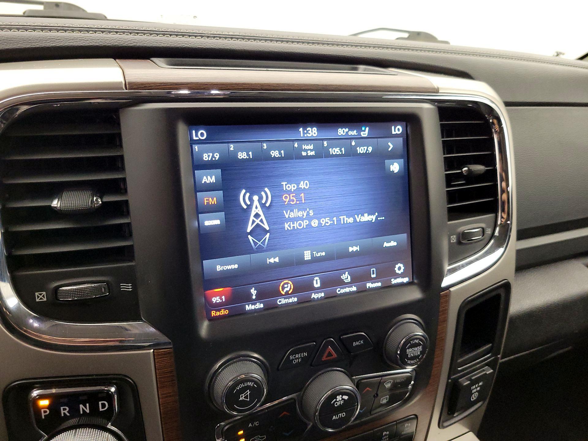 Thumbnail: 2019 RAM 1500 Classic - 15