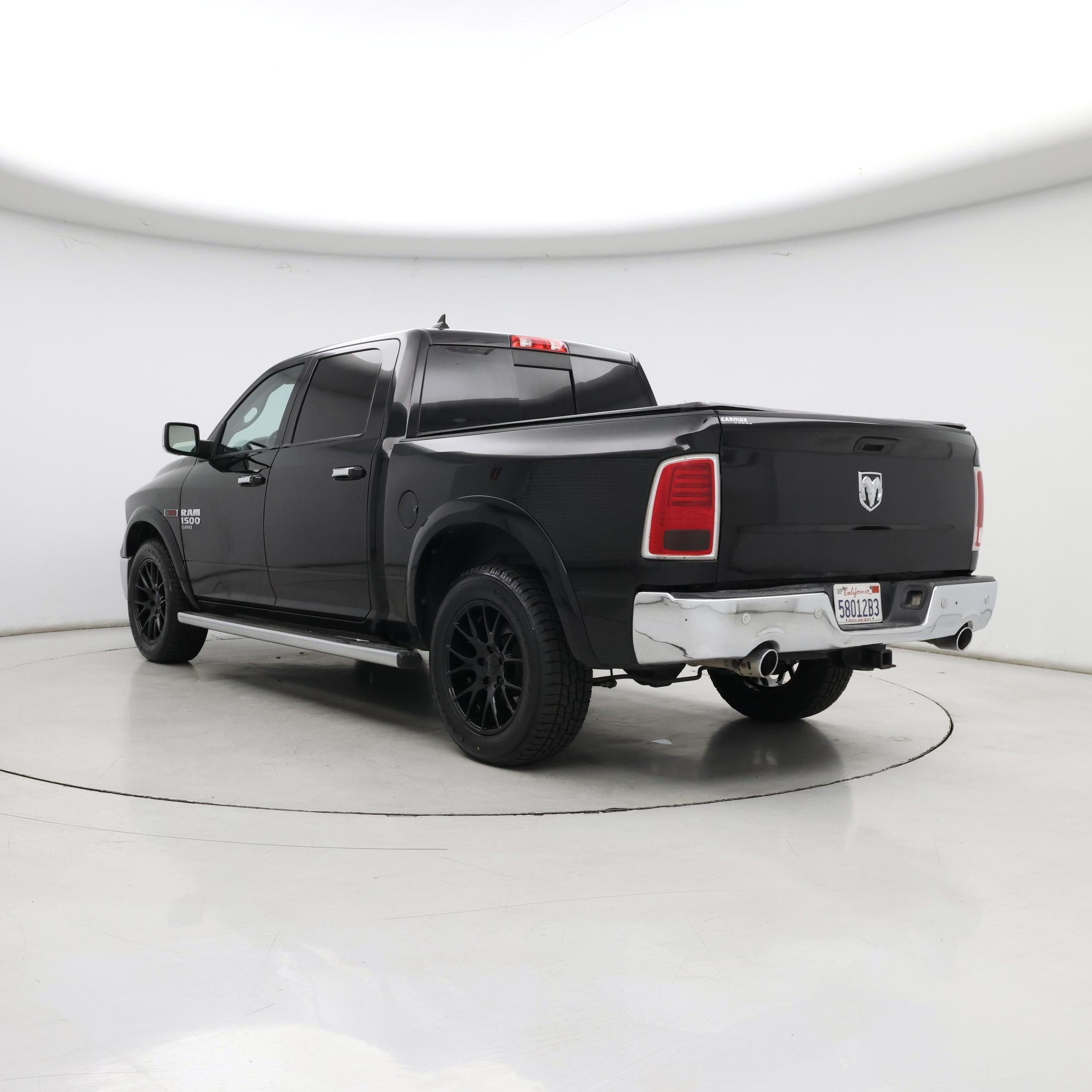 Thumbnail: 2019 RAM 1500 Classic - 2